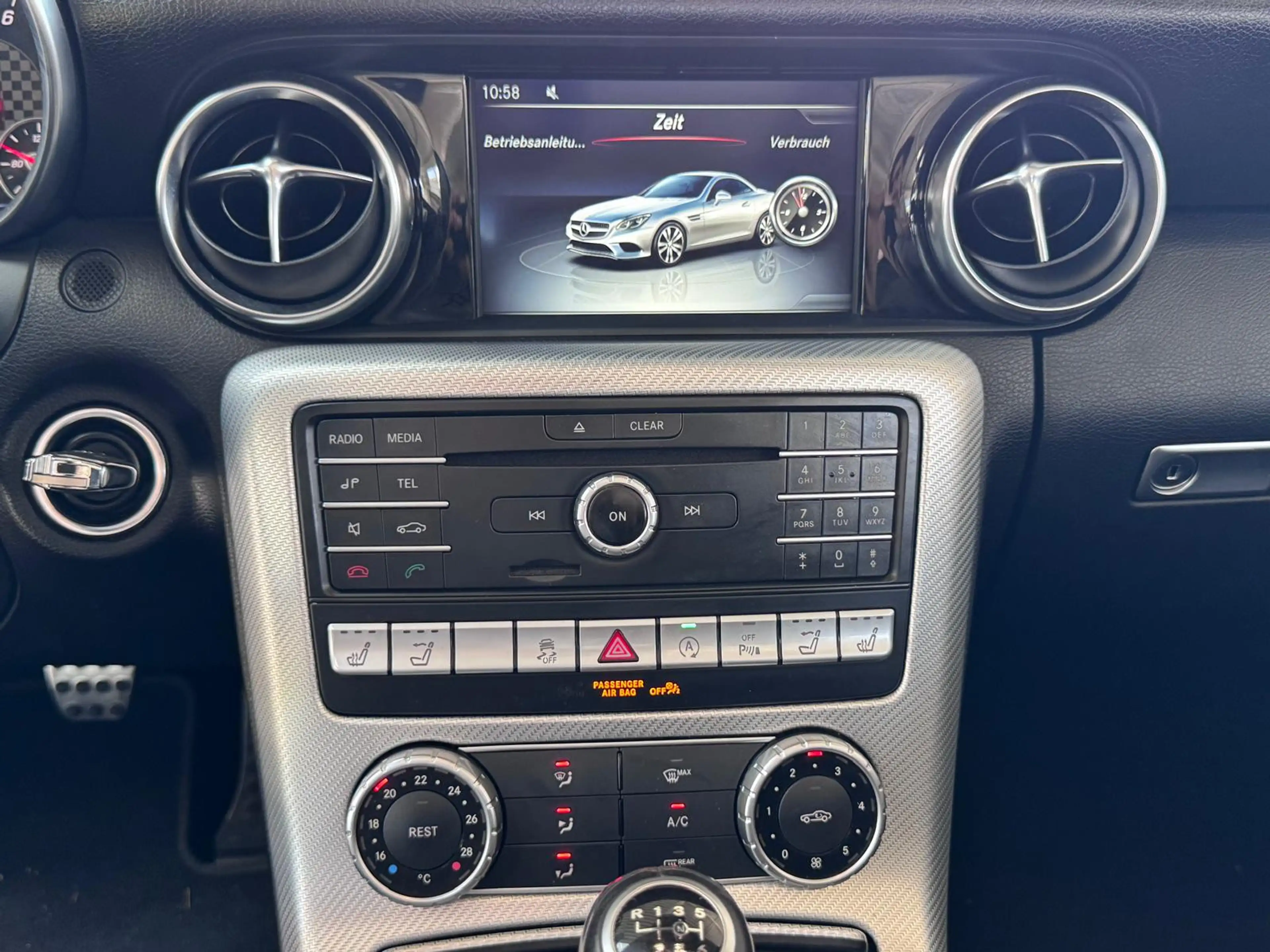Mercedes-Benz SLC 180 AMG AIRSCARF H&K GLASDACH TOTWINKEL SPUR — photo 11