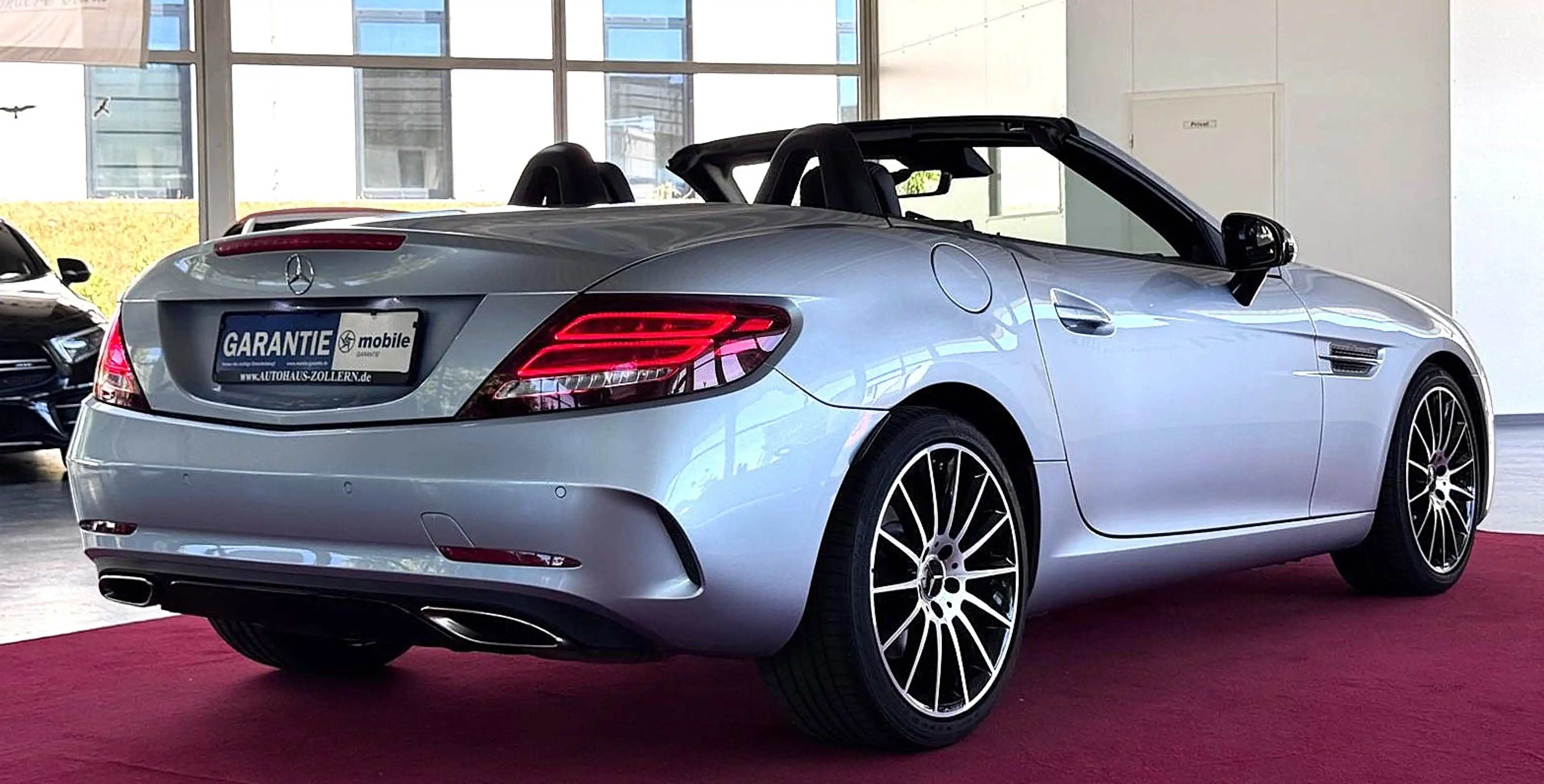 Mercedes-Benz SLC 180 AMG AIRSCARF H&K GLASDACH TOTWINKEL SPUR — photo 7