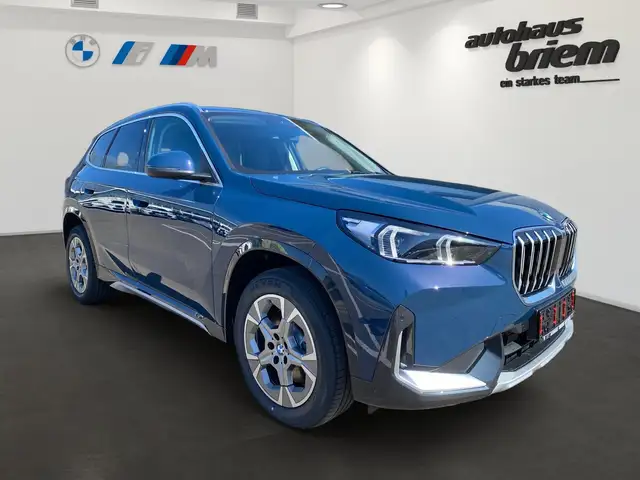 BMW X1 view 2