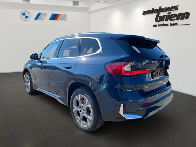 BMW X1 view 4