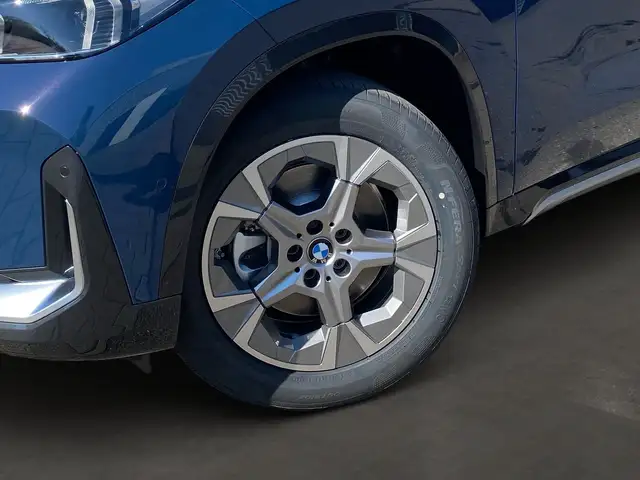 BMW X1 view 6
