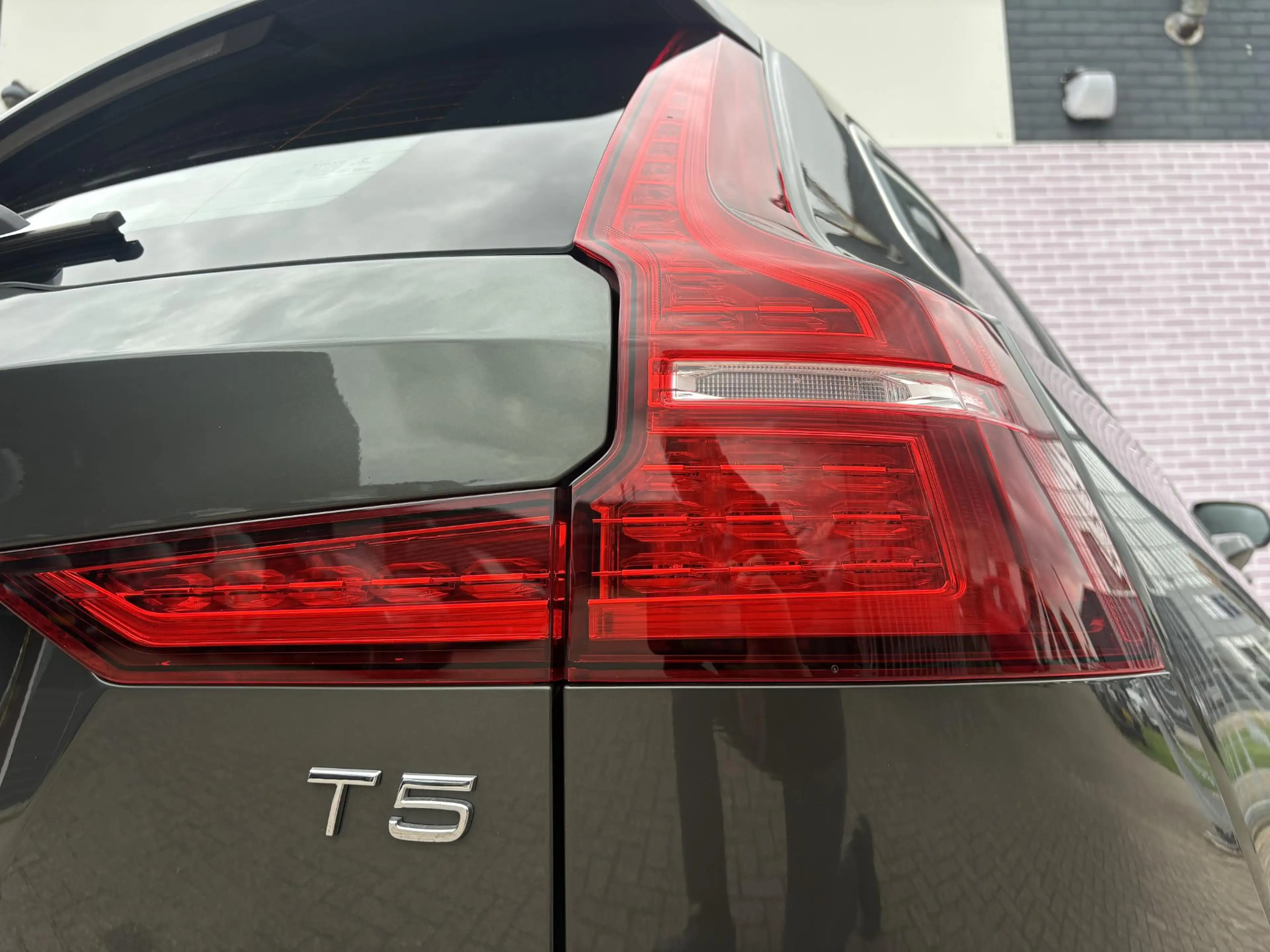 Volvo V60 2.0 T5 Momentum | Trekhaak | Leder | Power Seats | — photo 10