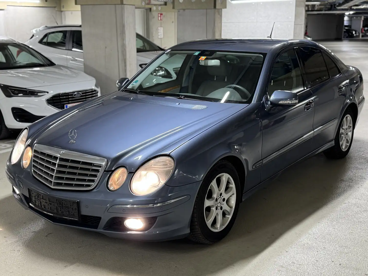 Mercedes-Benz E 320 CDI Aut. Blau - 1