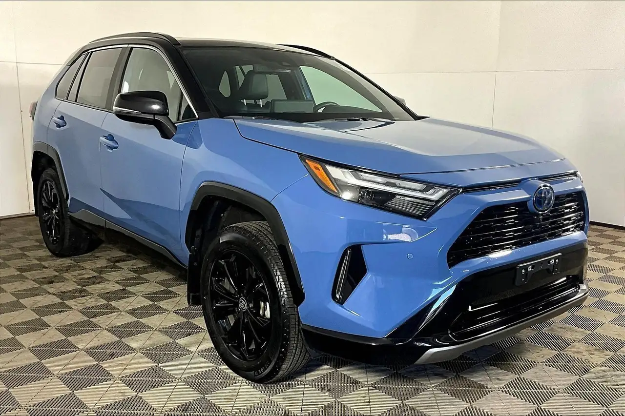 Toyota RAV 4 снимка Toyota RAV 4