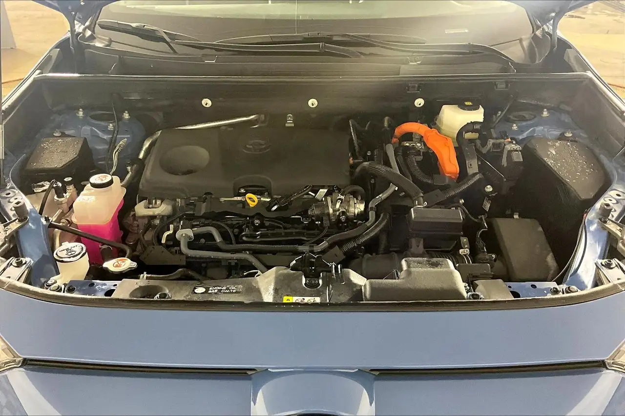 Toyota RAV 4 снимка Toyota RAV 4