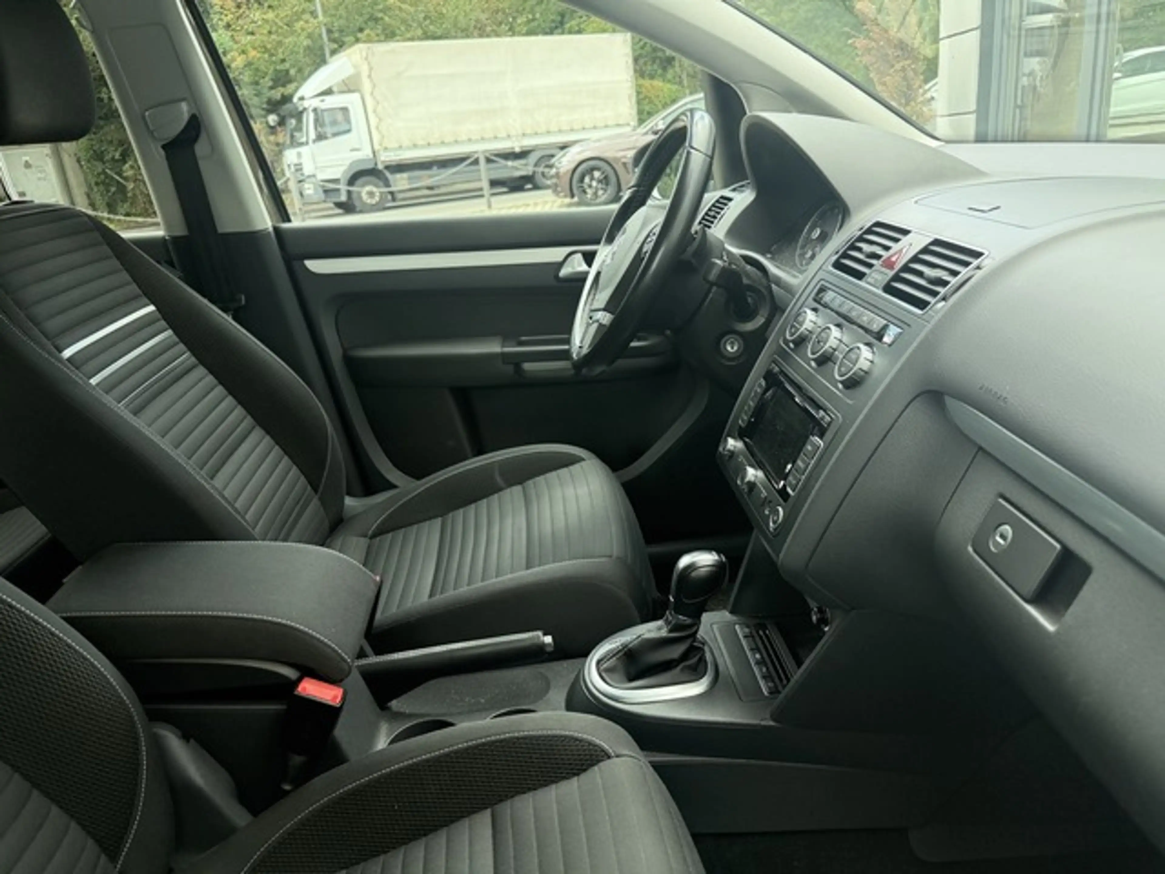 Volkswagen Touran Cup Cup — photo 10