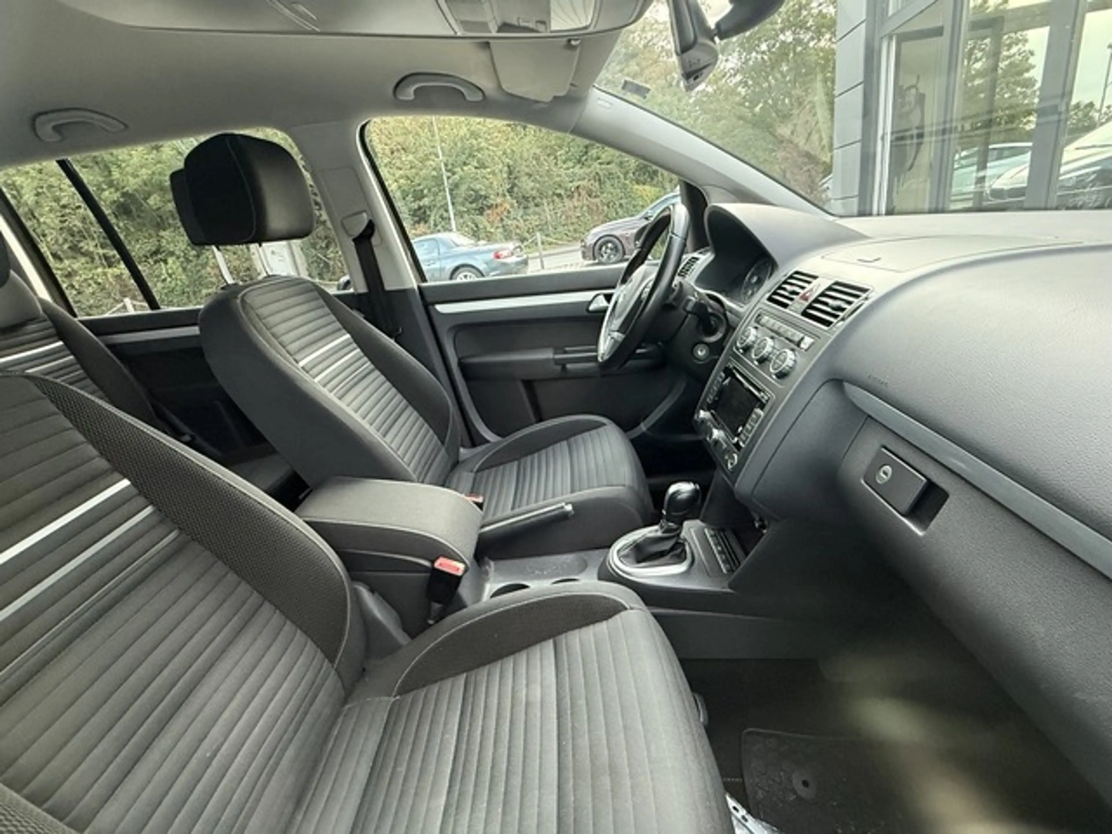 Volkswagen Touran Cup Cup — photo 2