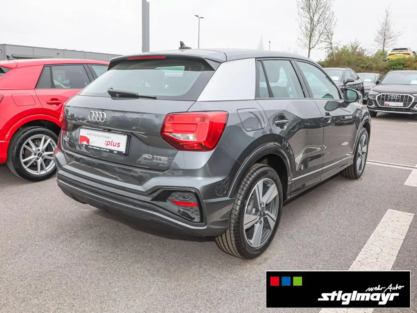 Audi Q2 S-line 40 TFSI quattro ACC+LED+NAVI+VC+18` Grigio - 2