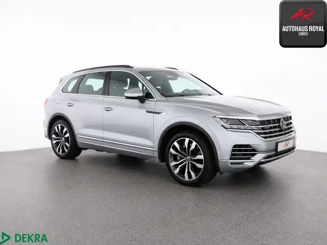 Volkswagen Touareg view 7