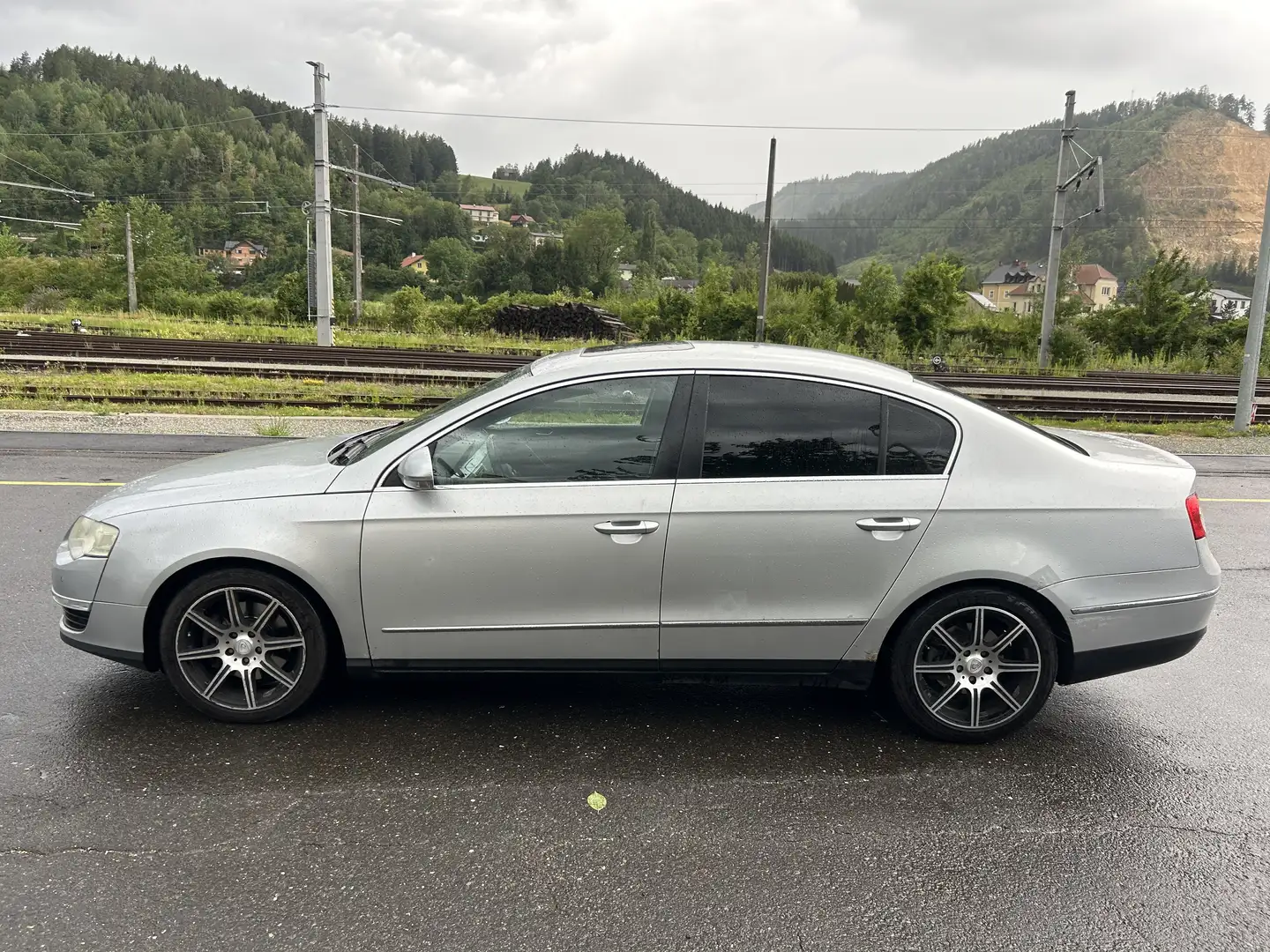 Volkswagen Passat Trendline Business 2,0 TDI DPF - 2
