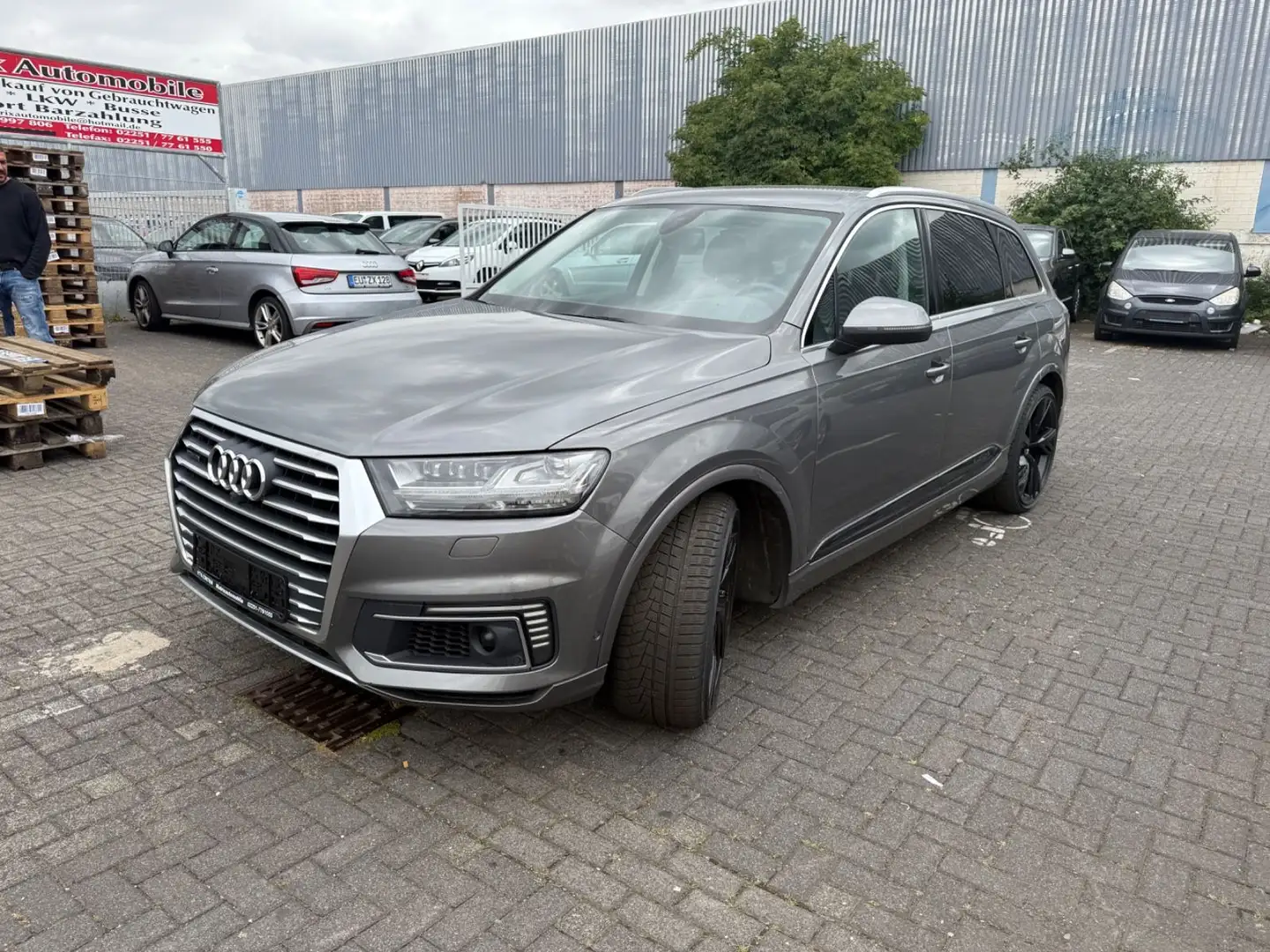 Audi Q7 3.0 TDI e-tron quattro,Navi,Kamera,Euro6 Szürke - 1