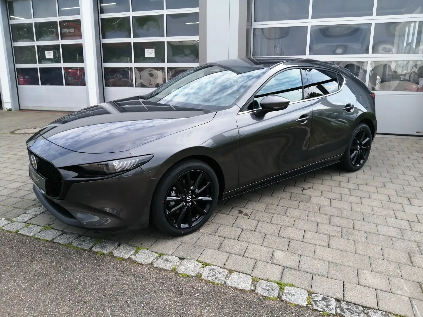 Mazda 3 2.0L e-SKYACTIV X 186ps Grau - 2