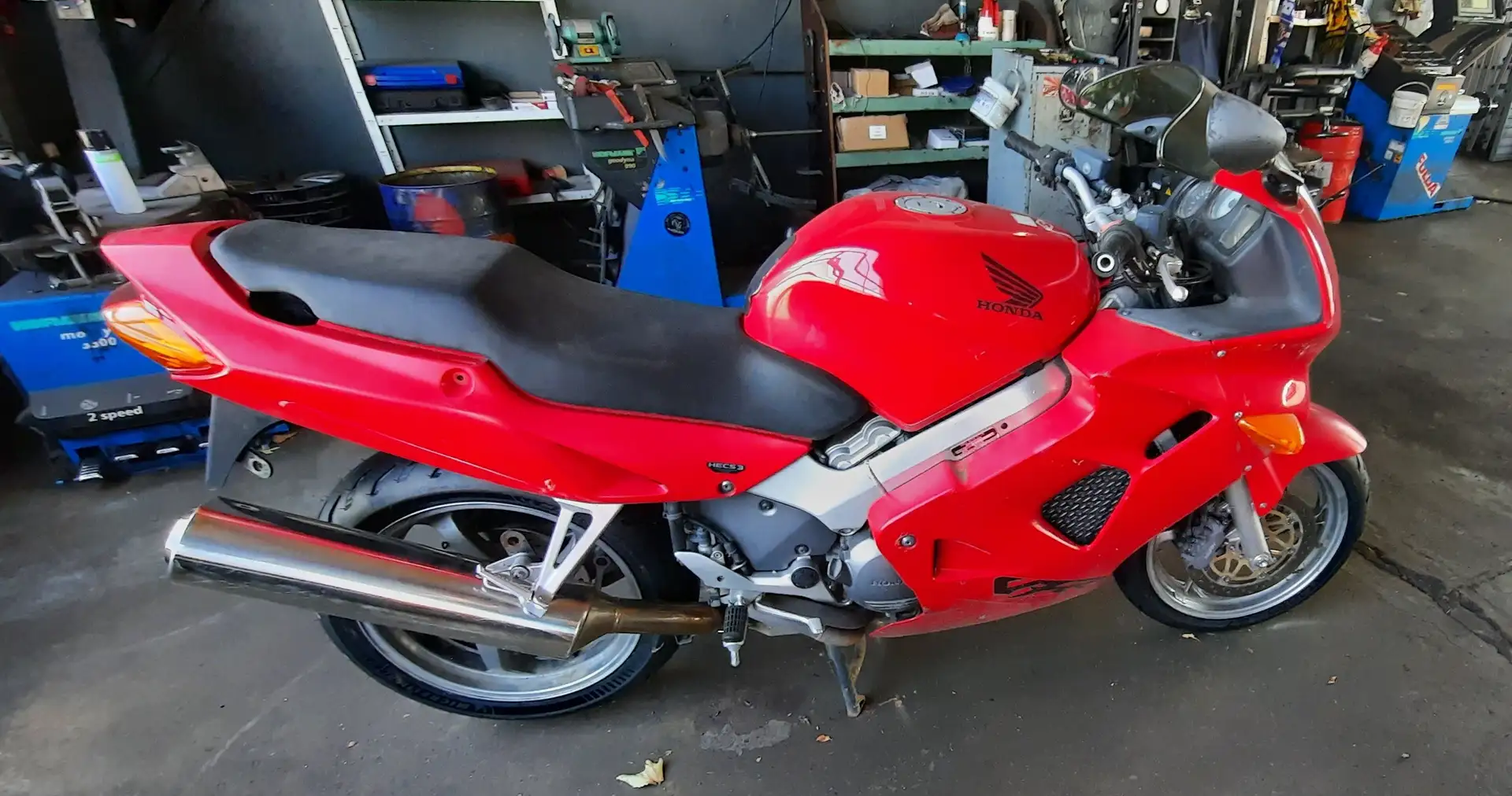 Honda VFR 800 RC 46 Červená - 2