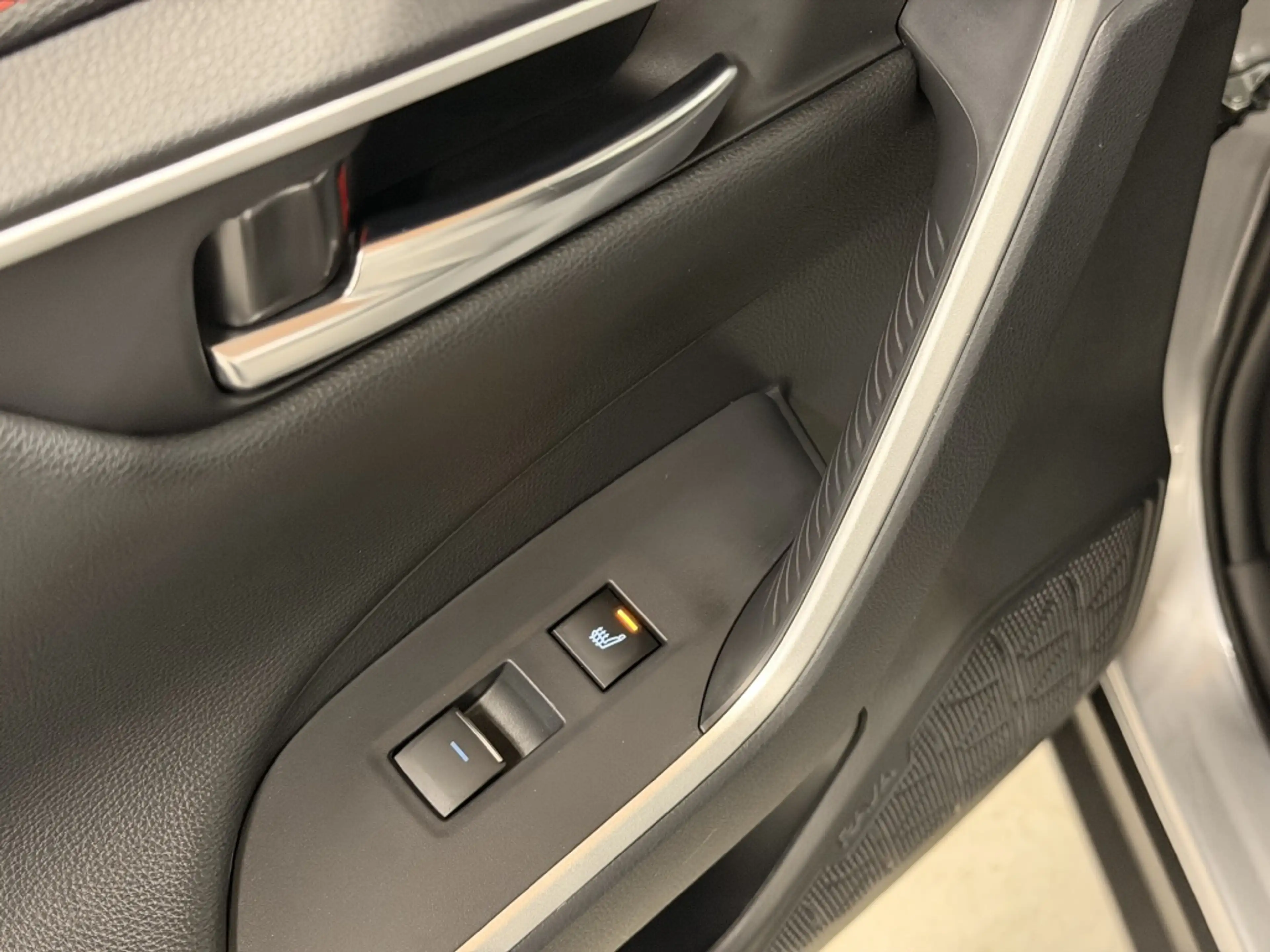 Toyota RAV 4 2.5 Plug-in Hybrid Dynamic| Stoelverw.| Adap.Cruis — photo 19