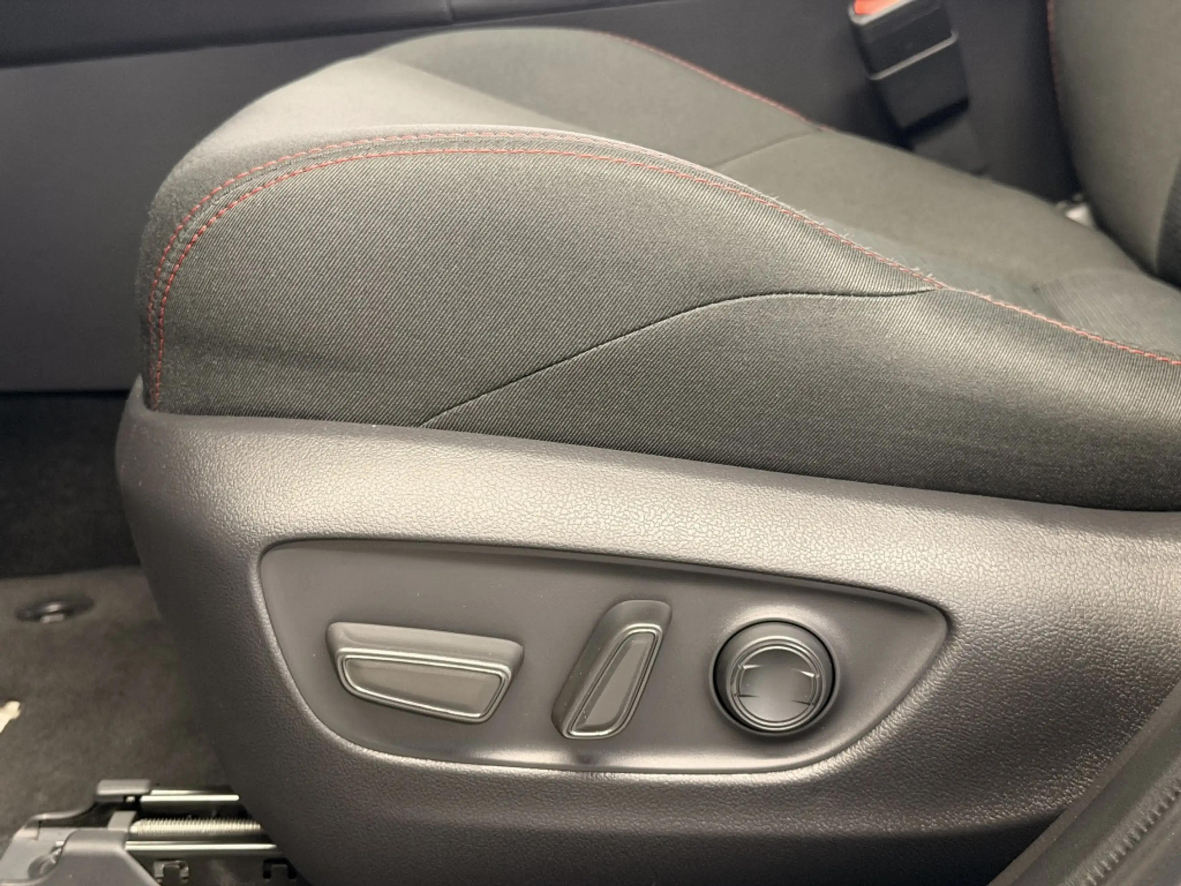 Toyota RAV 4 2.5 Plug-in Hybrid Dynamic| Stoelverw.| Adap.Cruis — photo 25