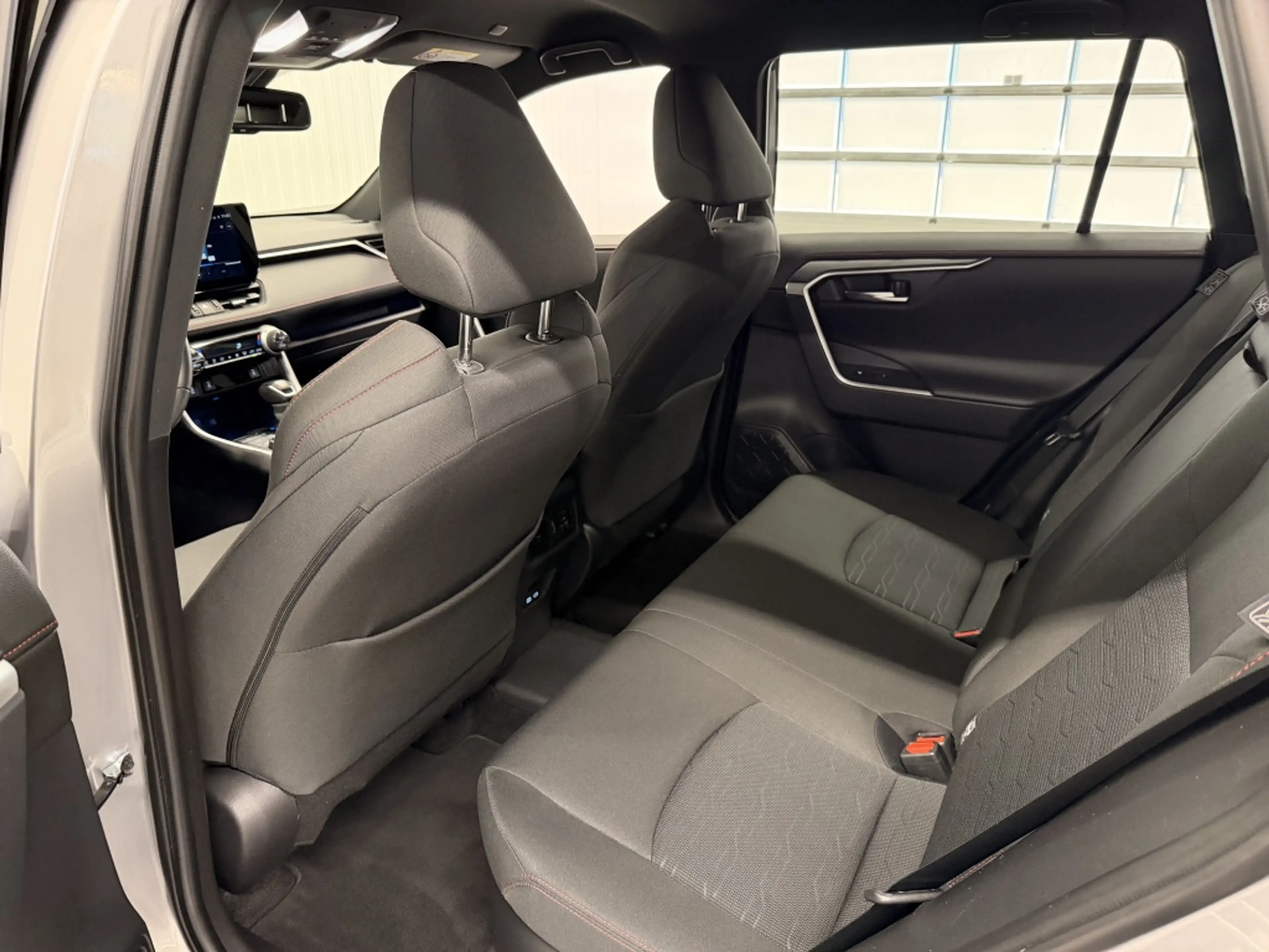 Toyota RAV 4 2.5 Plug-in Hybrid Dynamic| Stoelverw.| Adap.Cruis — photo 18