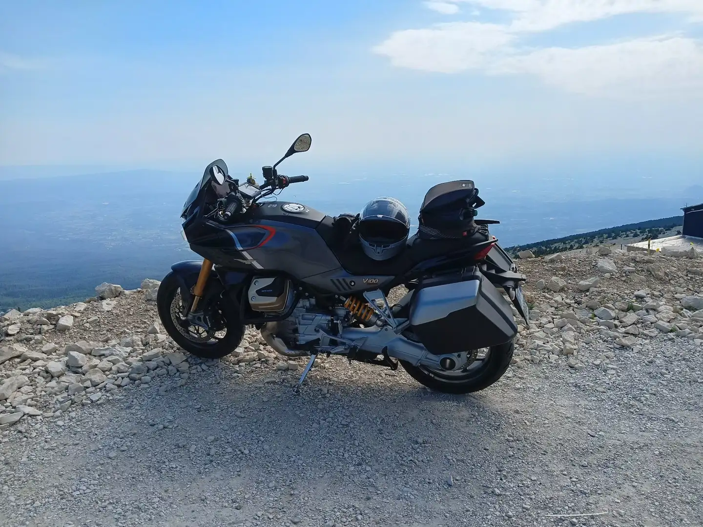 Moto Guzzi V 100 S Szary - 2
