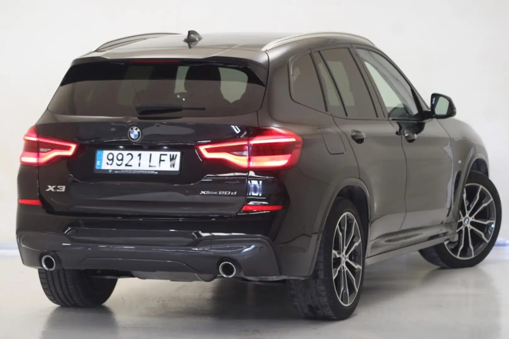 BMW X3 xDrive 20dA Negro - 2