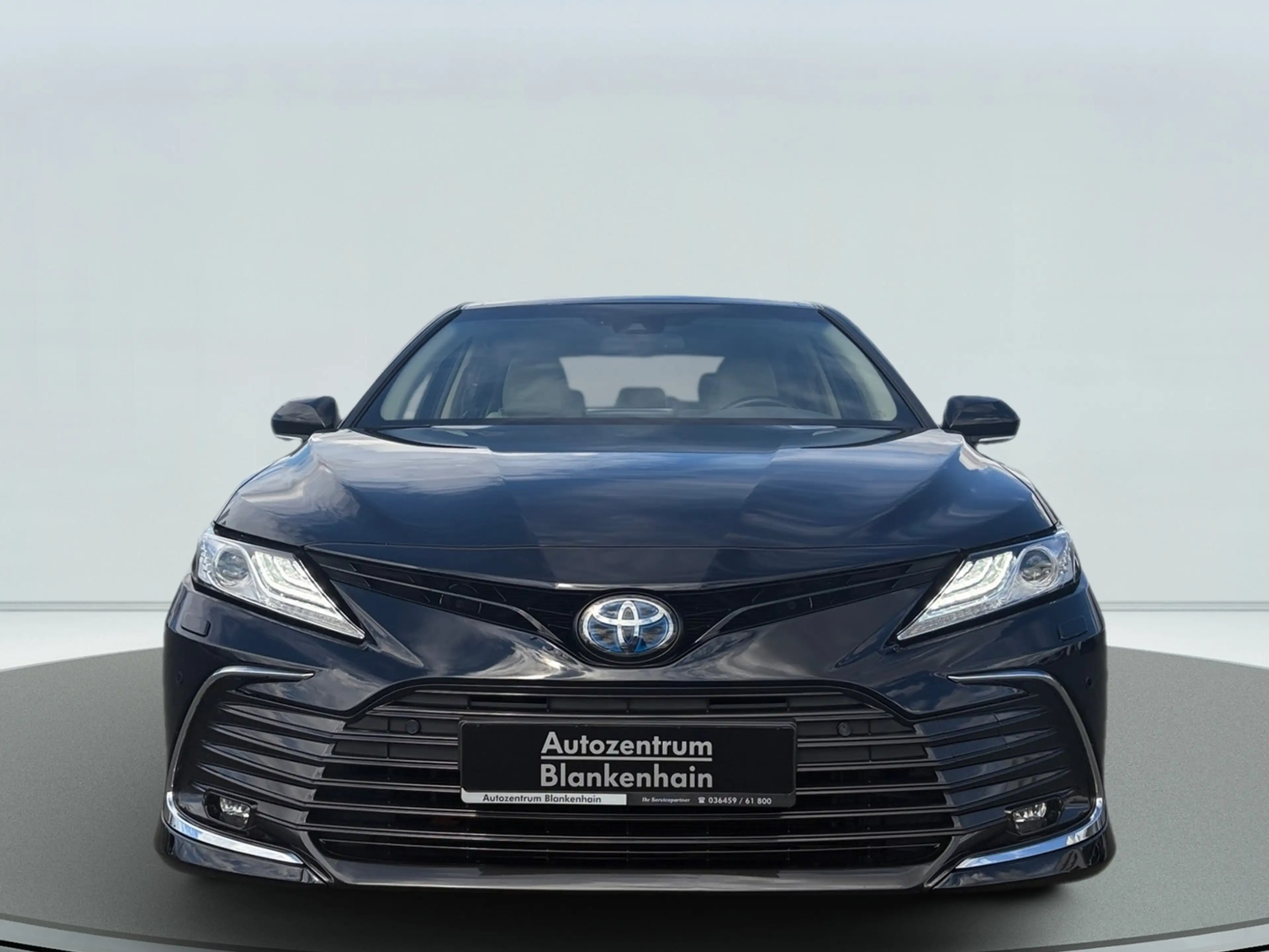 Toyota Camry 2,5 Hybrid Executive — photo 3