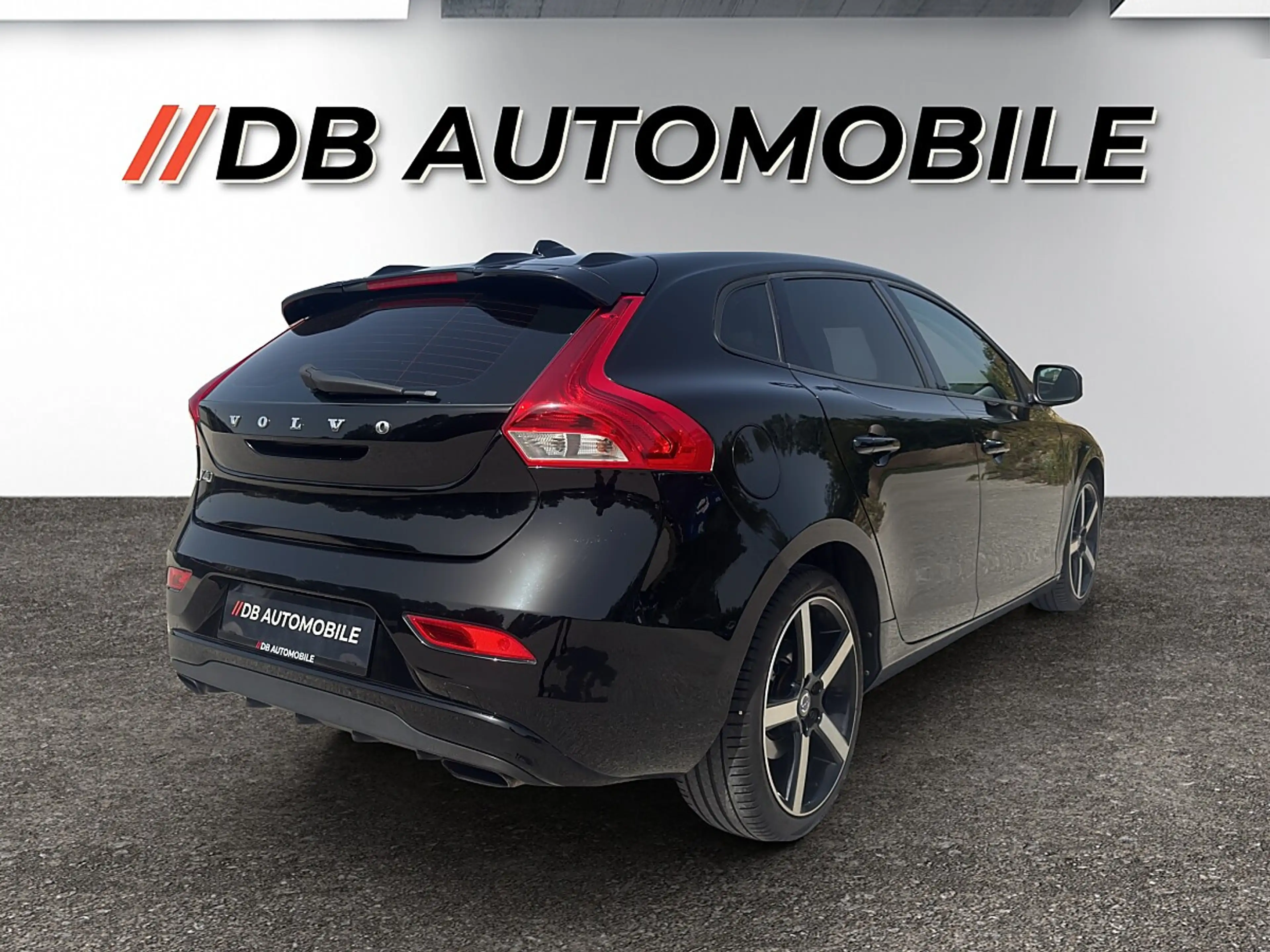 Volvo V40 D2 — photo 5