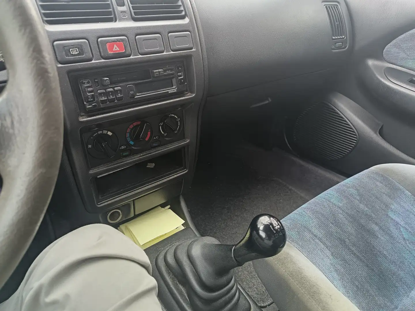 Nissan Almera Almera 1.6 GX GX - 2