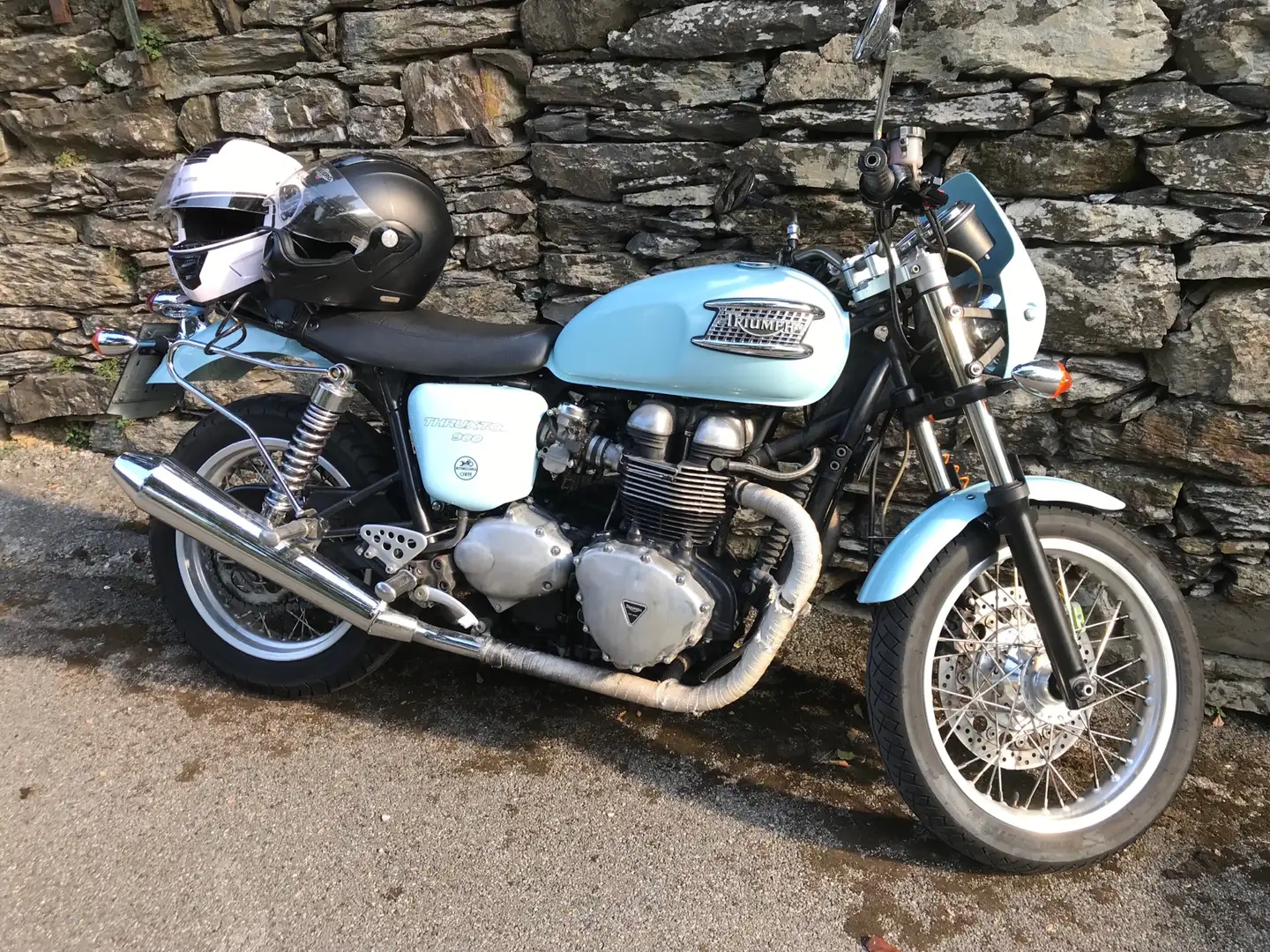 Triumph Thruxton 900 Niebieski - 2