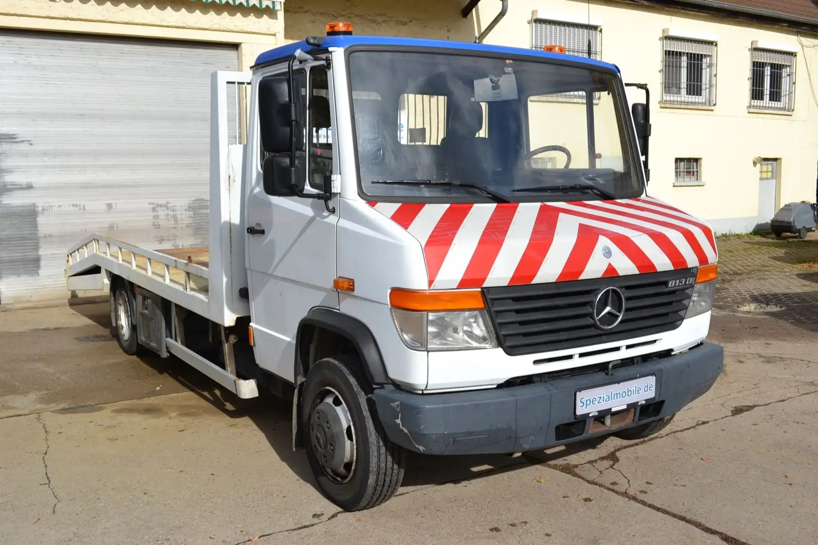 Mercedes-Benz Vario 813 Schlepper Autotransporter Blanc - 1