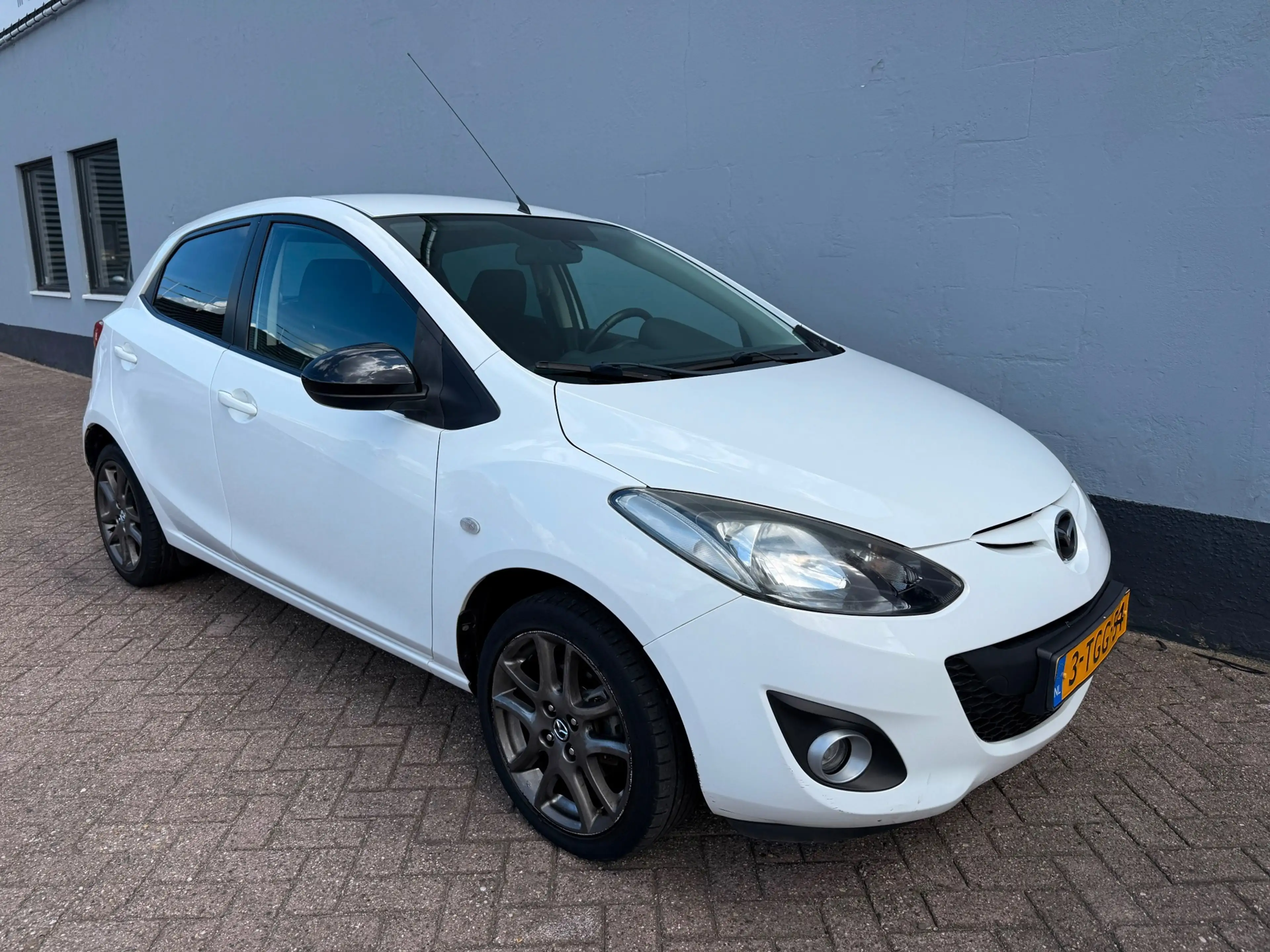 Mazda 2 1.3 TS Plus 5-Deurs - Airco - LMV — photo 3