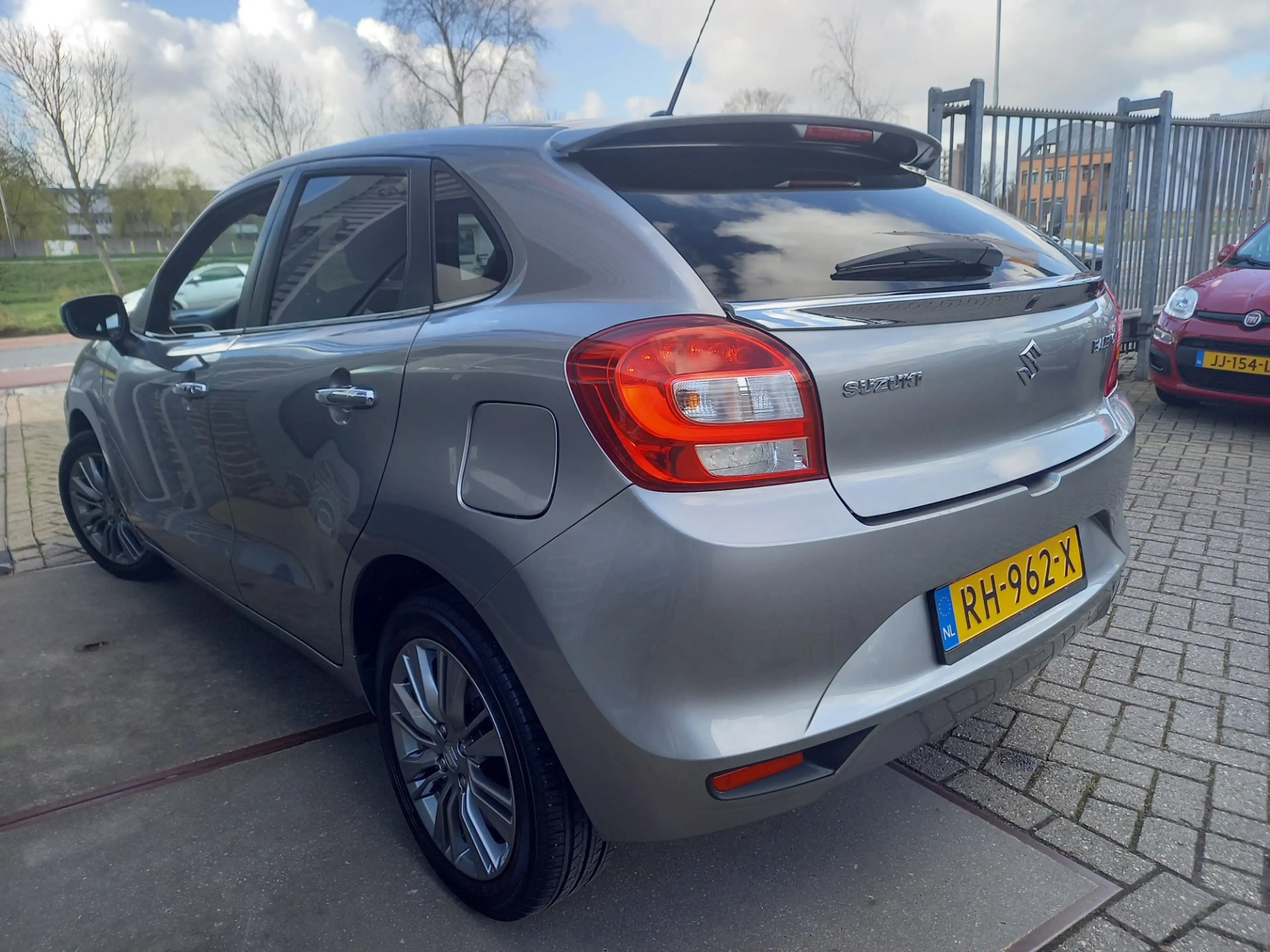 Suzuki Baleno 1.0 112PK Boosterjet High Executive - CAMERA - CAR — photo 15