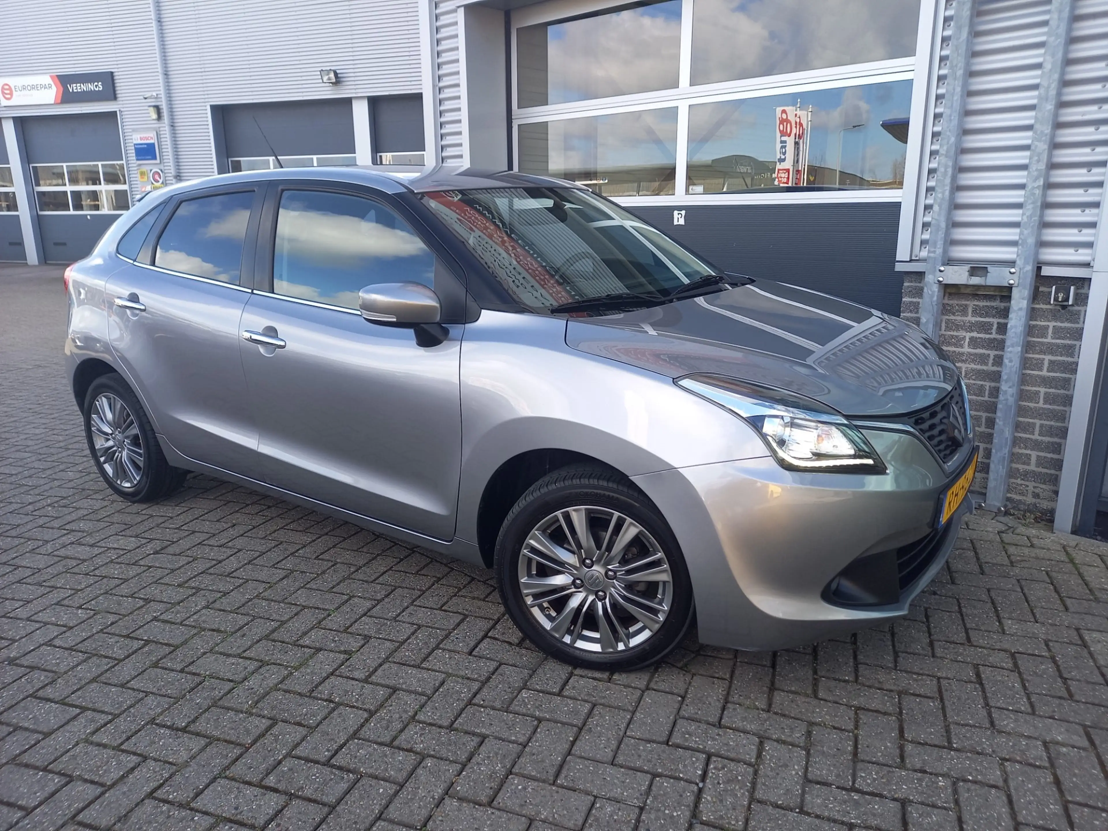 Suzuki Baleno 1.0 112PK Boosterjet High Executive - CAMERA - CAR — photo 4