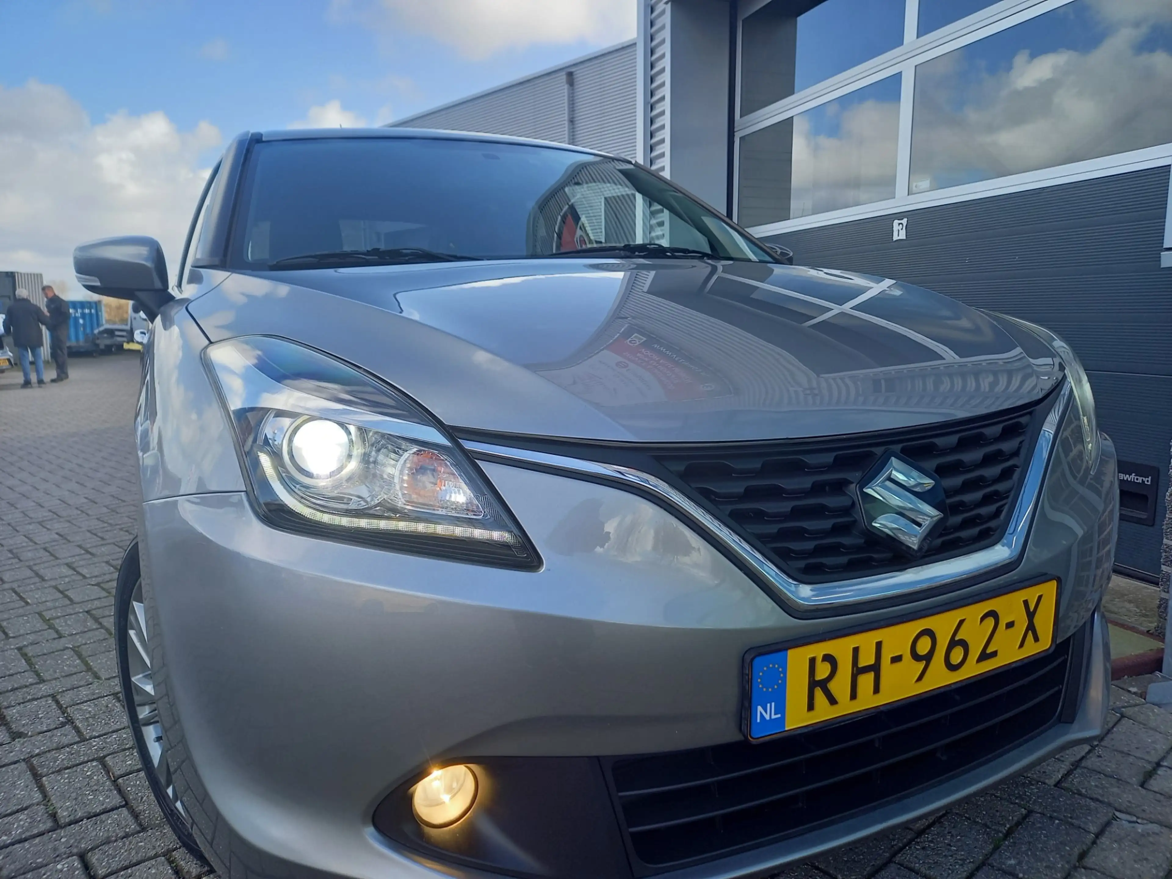 Suzuki Baleno 1.0 112PK Boosterjet High Executive - CAMERA - CAR — photo 11