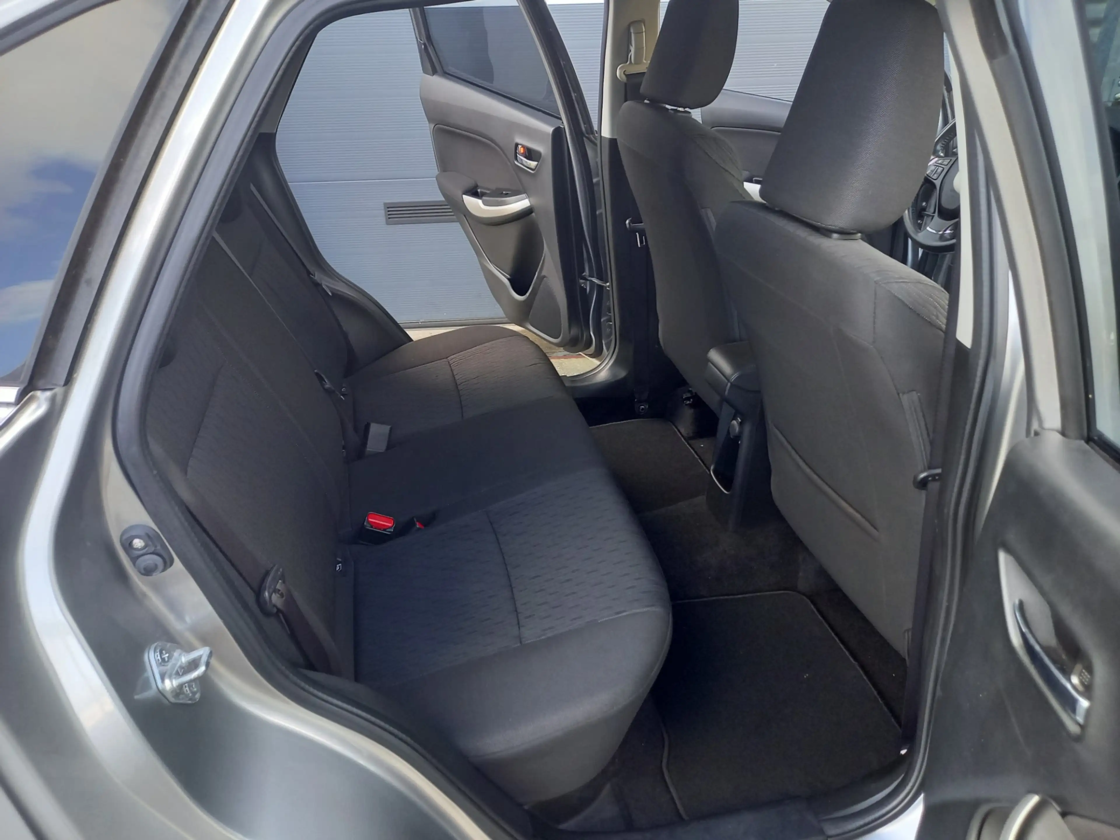Suzuki Baleno 1.0 112PK Boosterjet High Executive - CAMERA - CAR — photo 38