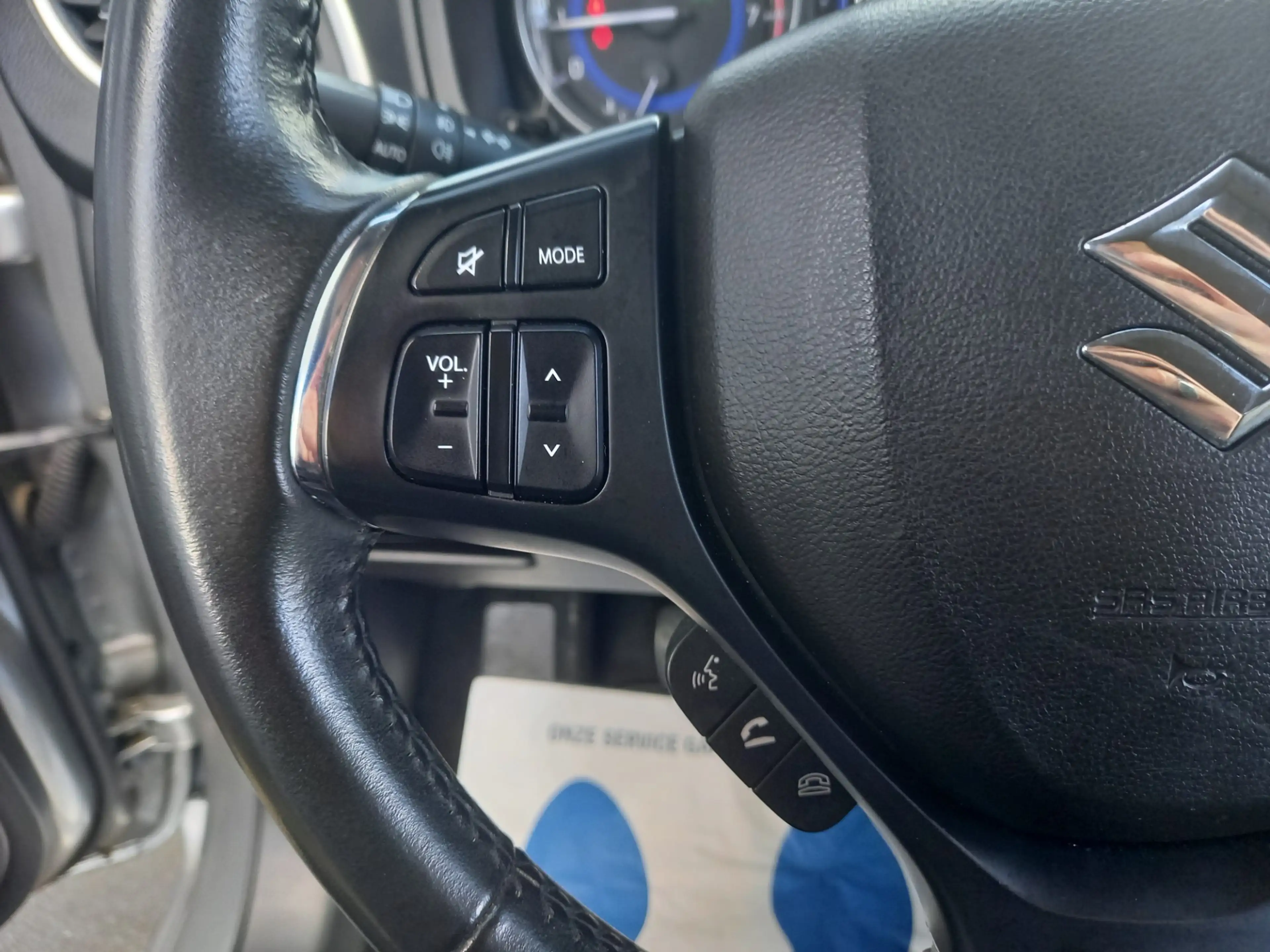 Suzuki Baleno 1.0 112PK Boosterjet High Executive - CAMERA - CAR — photo 31