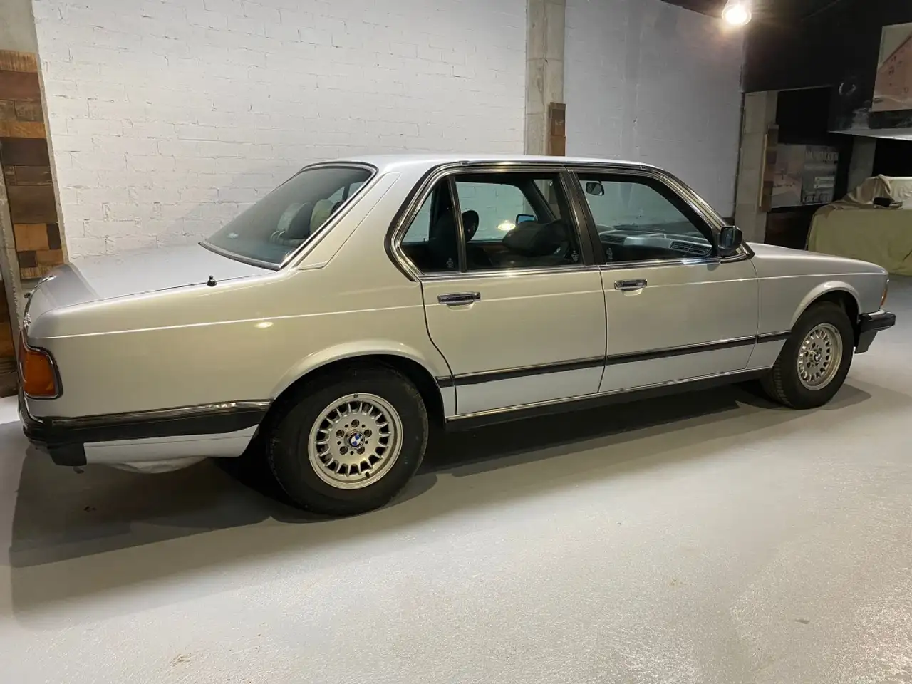 BMW 735i Aut., foto 3