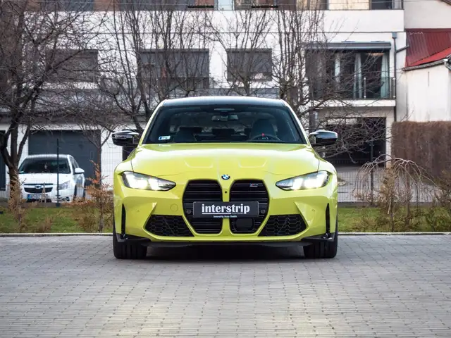 BMW M3 view 2