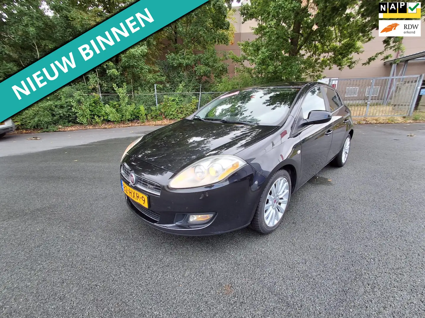 Fiat Bravo 1.4 T-Jet Corporate LEUKE AUTO RIJDT EN SCHAKELT T Nero - 1