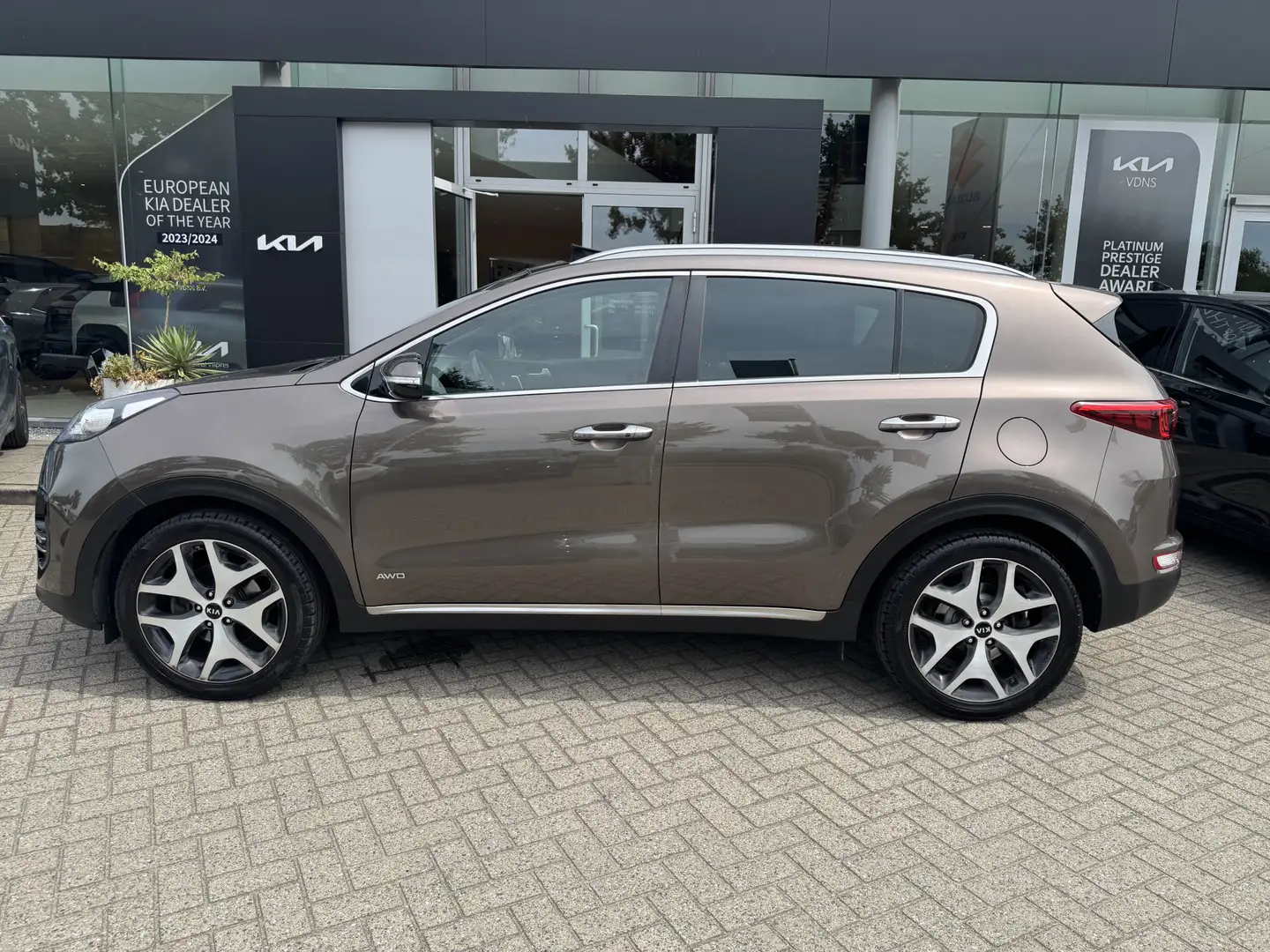Kia Sportage 1.6 T-GDI 4WD GT-Line Bruin - 2