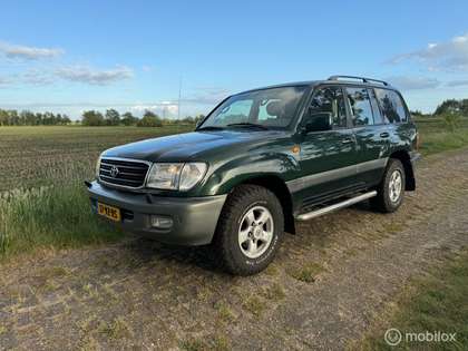Toyota Land Cruiser LandCruiser 100 4.2 VX Standard Roof Window Van