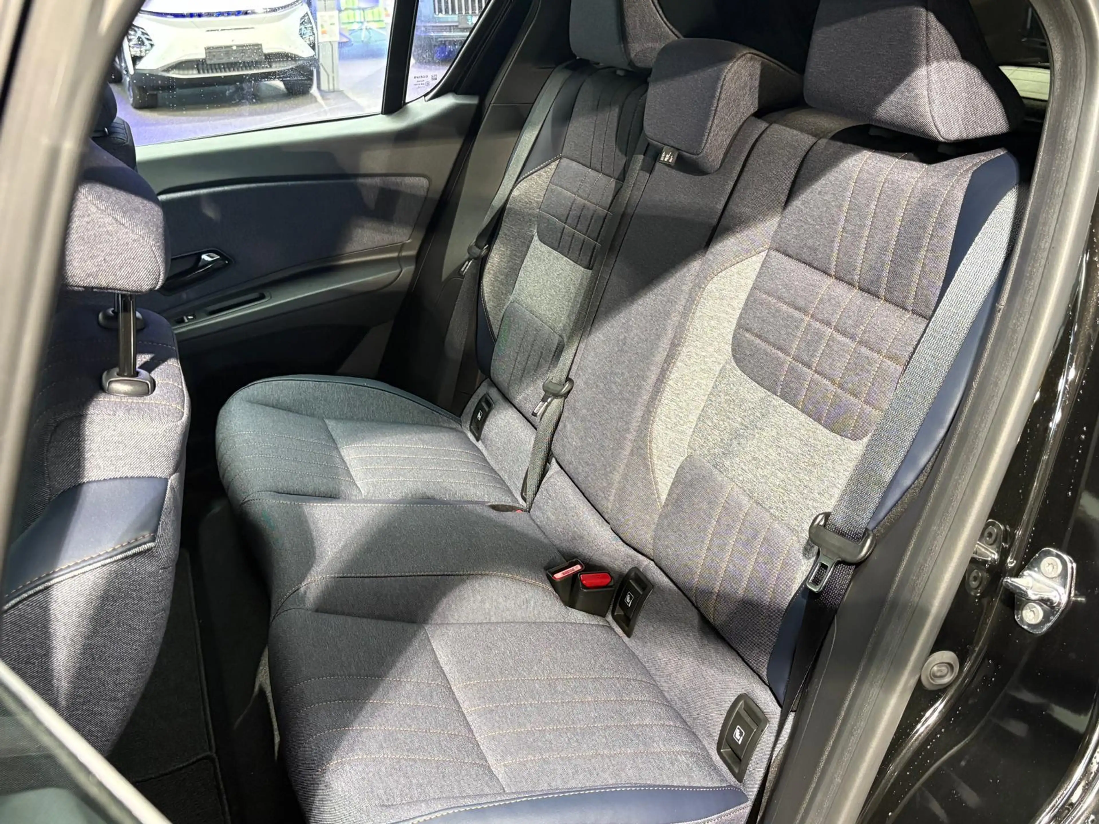 Renault R 4 comfort range iconic 52 kWh | Demo | — photo 6