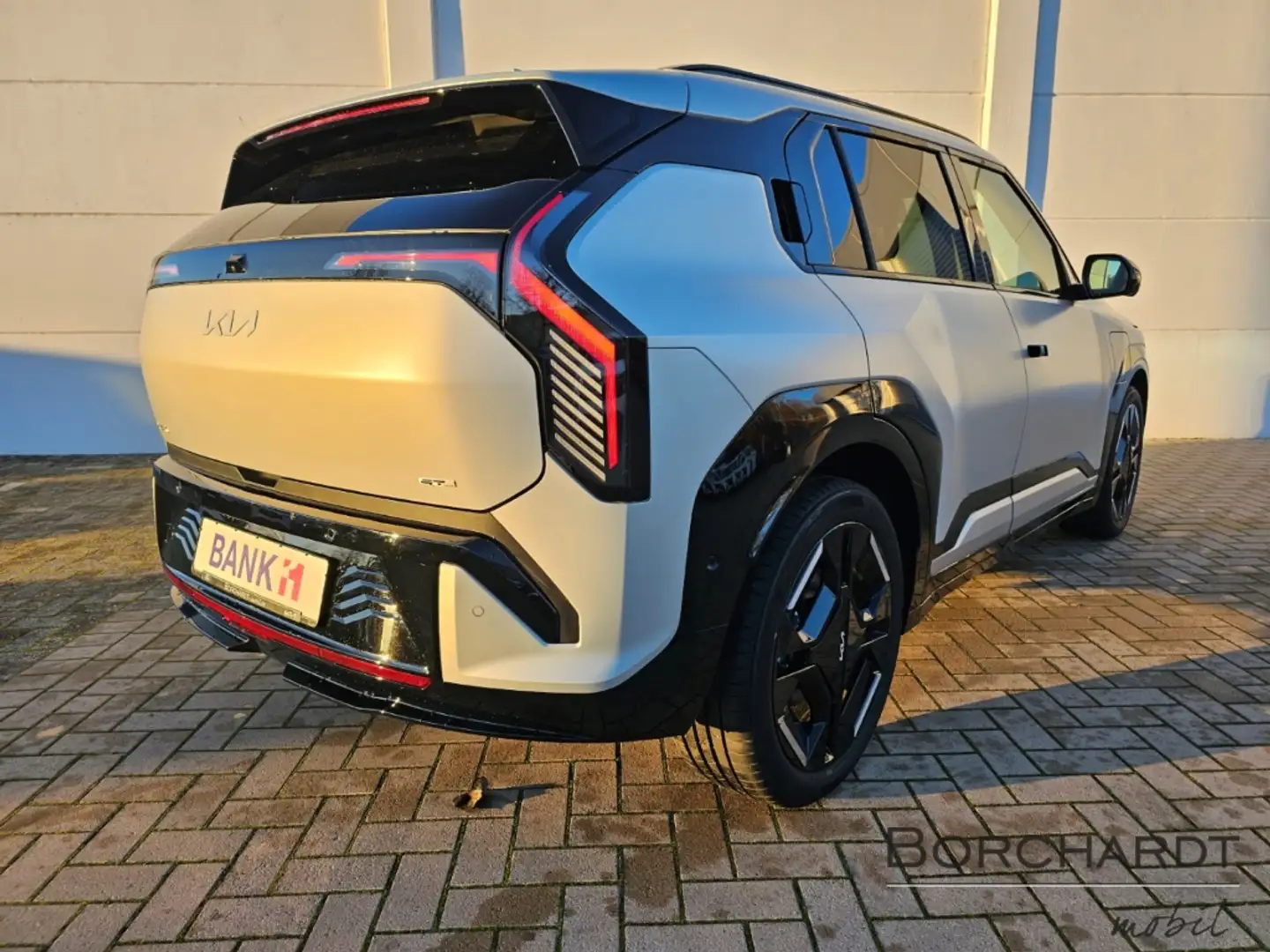 Kia EV3 *GT-line*81.4 kWh*204PS*Drive-Wise-Pro*Komfort*LED Plateado - 2