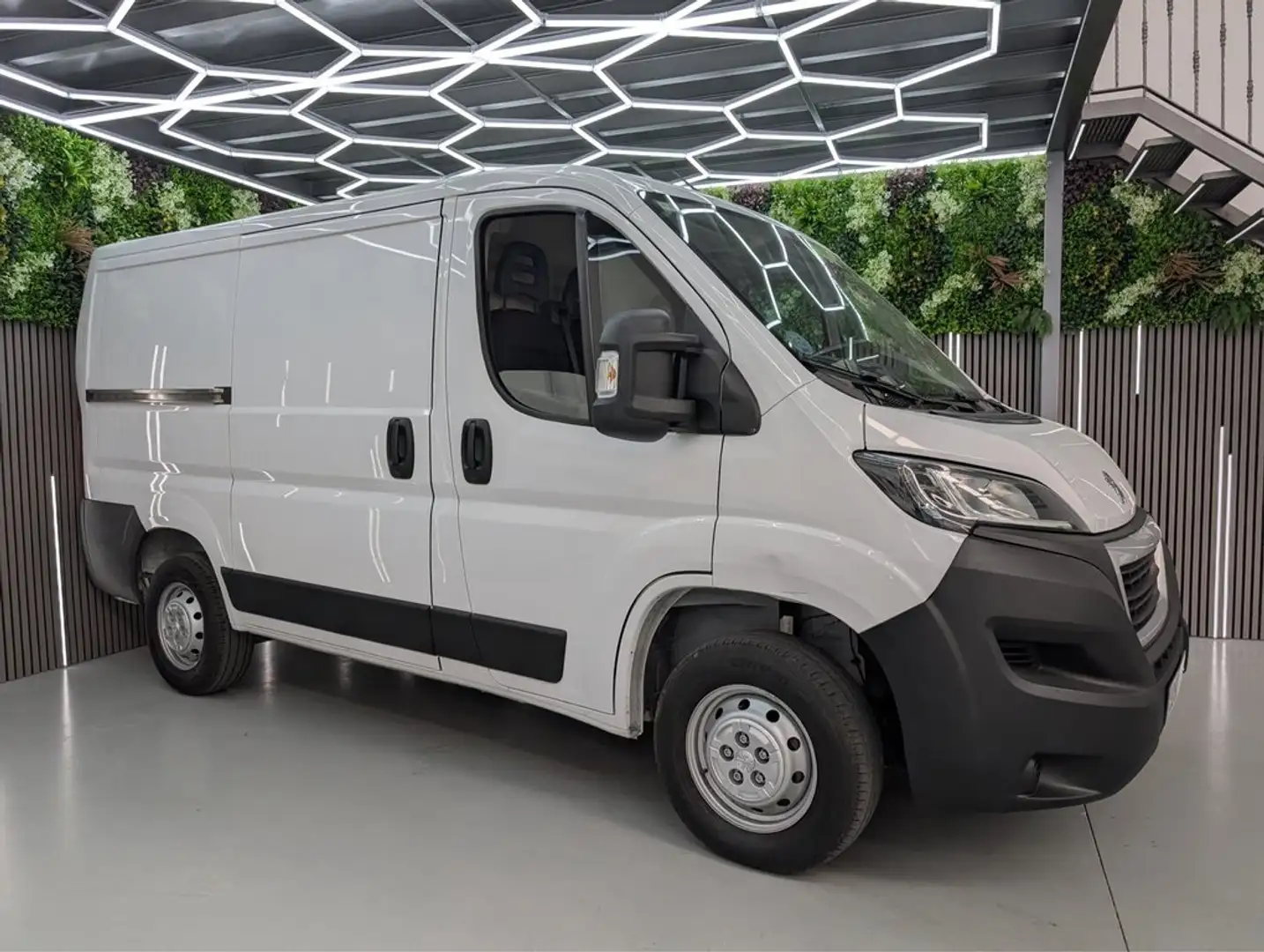 Peugeot Boxer Peugeot 330 L1 H1 BHDI 88kW (120CV) S&S 6 V Blanco - 1