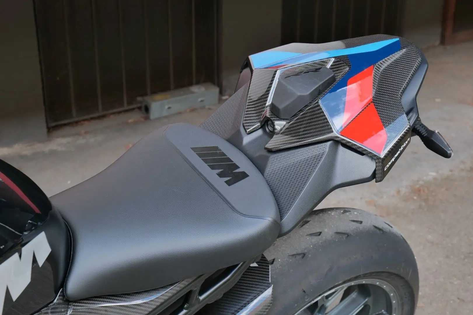 BMW M 1000 RR Racing PVM Zwart - 2