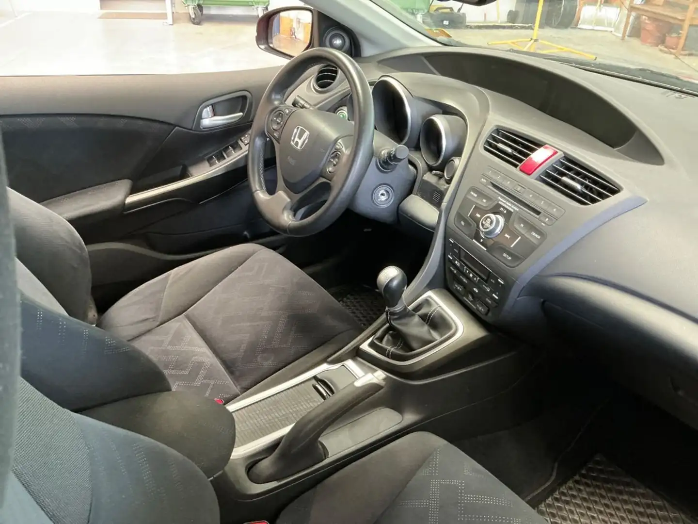Honda Civic Civic 1.8 i-VTEC Lifestyle Rot - 1