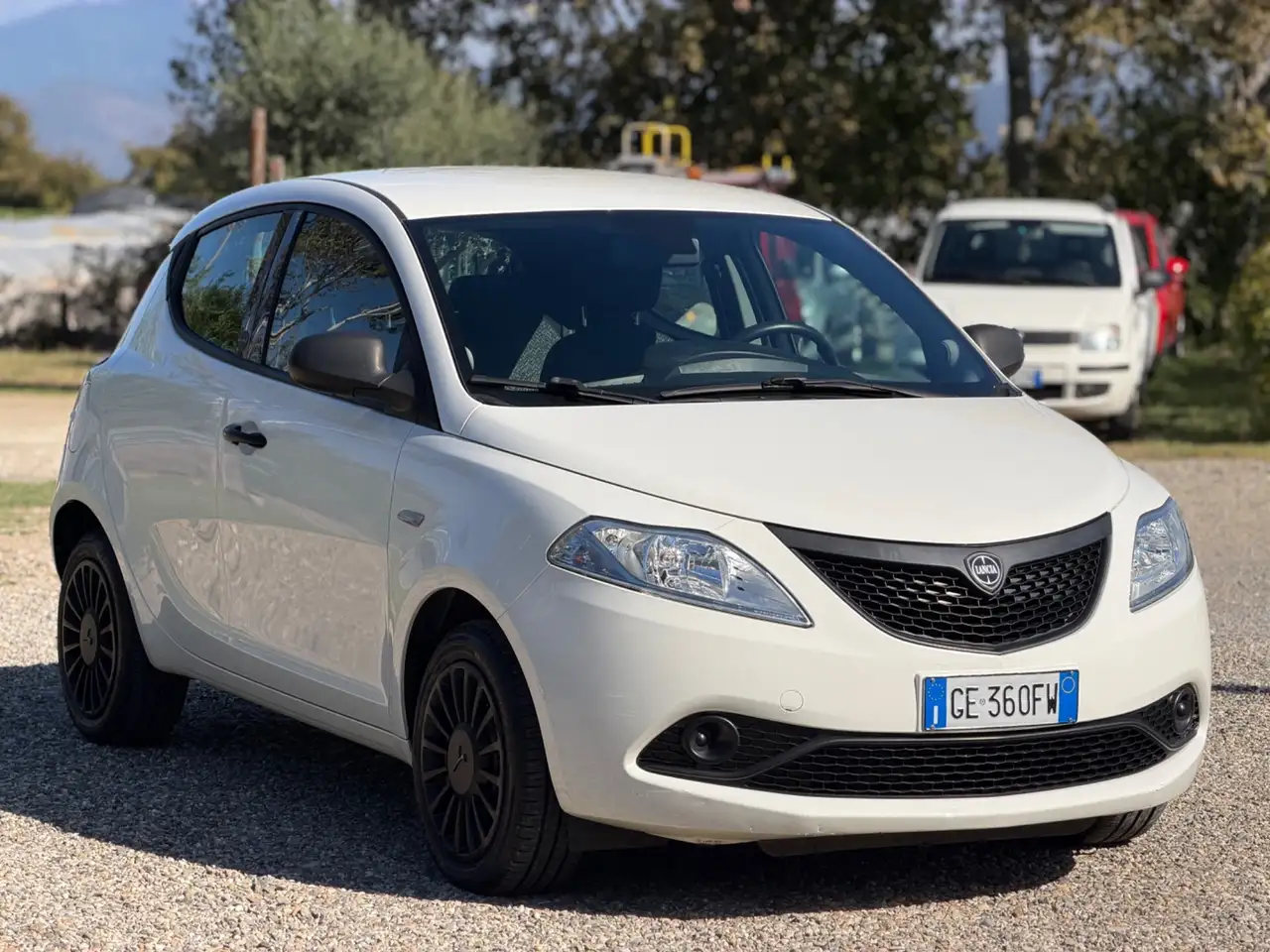 Lancia Ypsilon