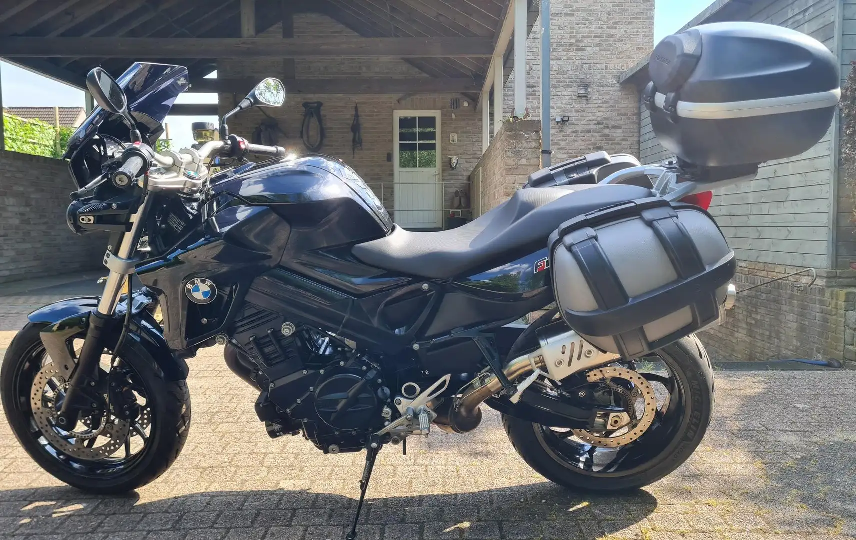 BMW F 800 R Noir - 1