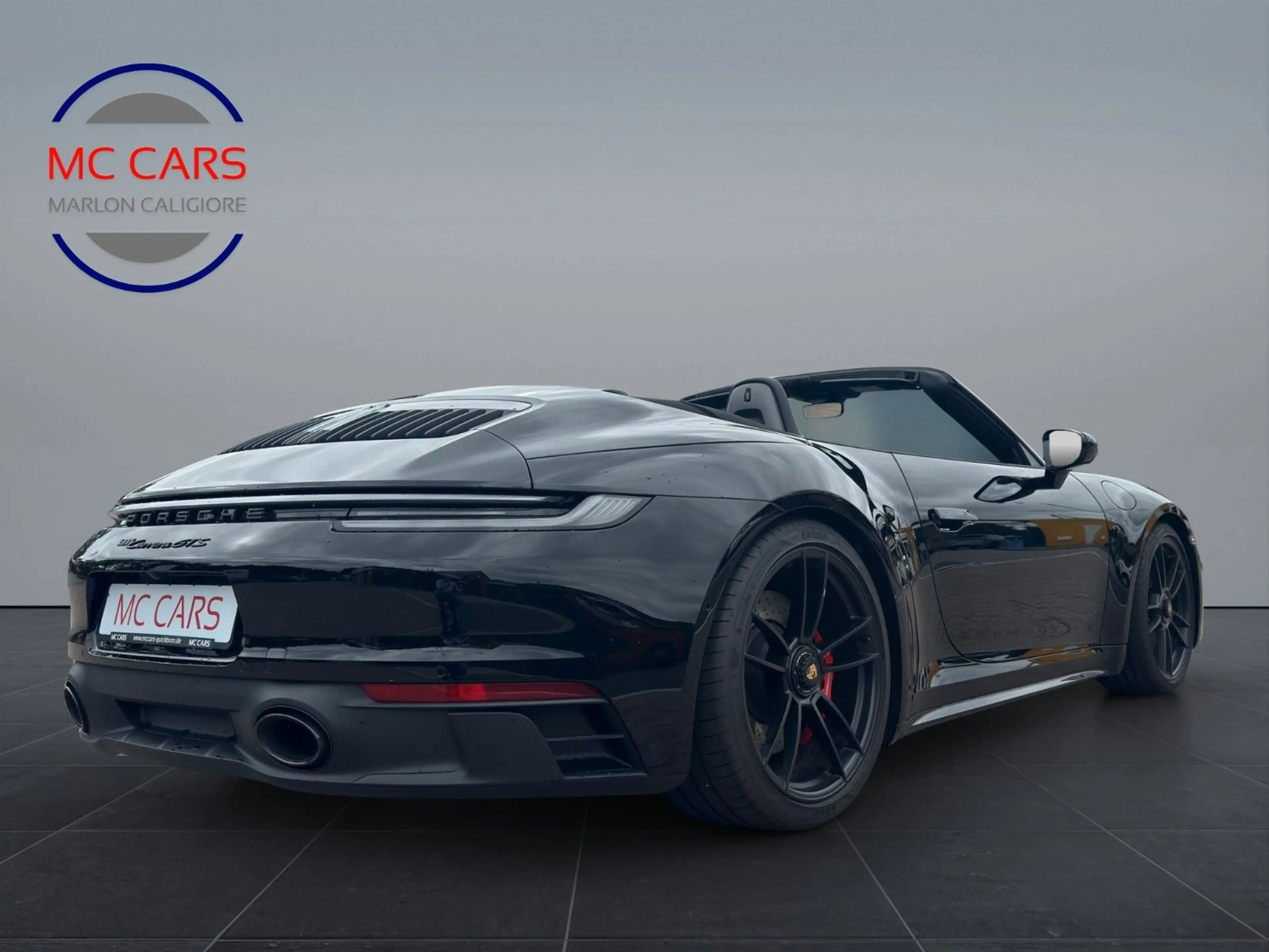 Porsche 911 Carrera GTS Cabriolet — photo 4