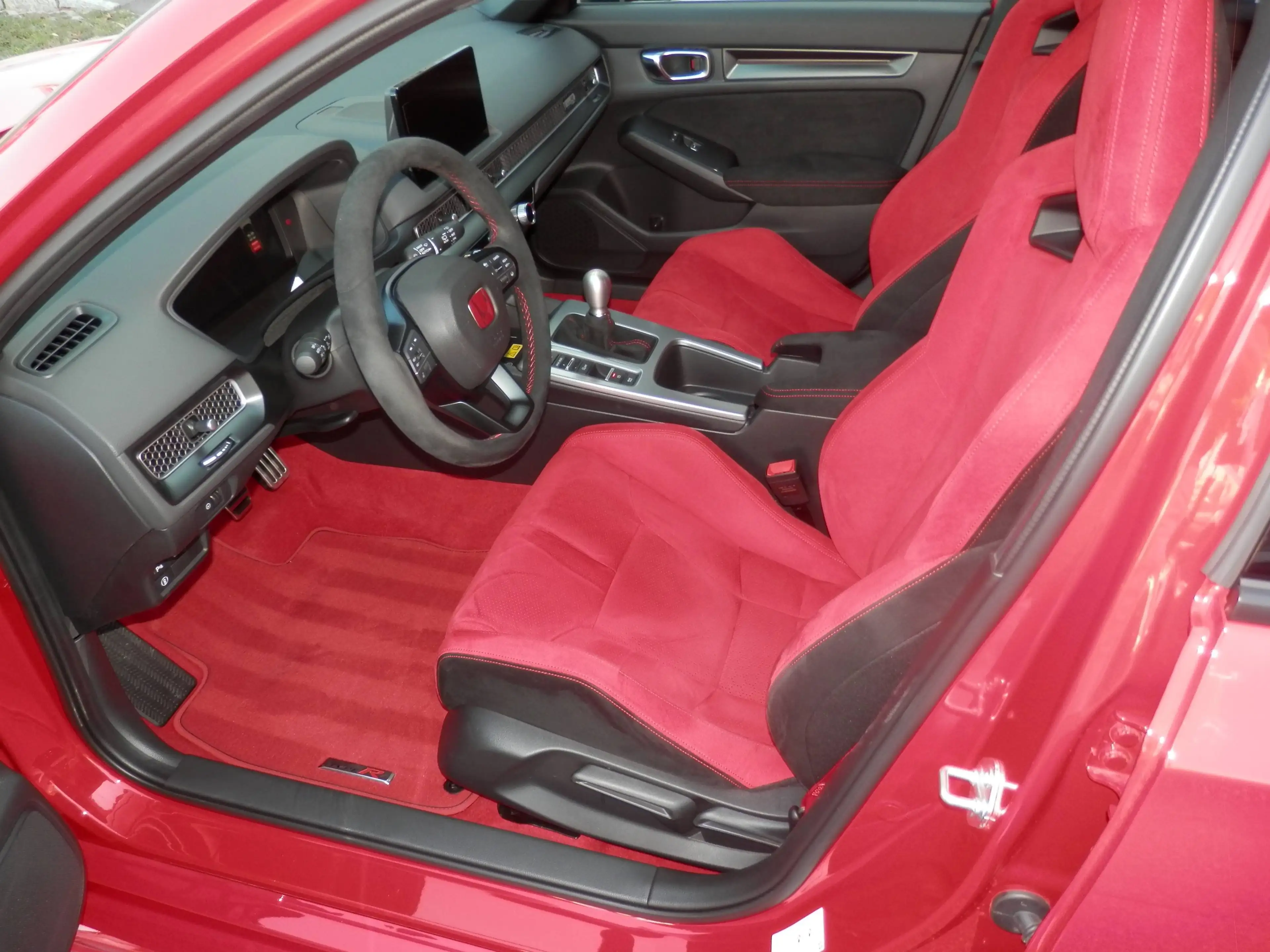 Honda Civic 2,0 VTEC Turbo Type R — photo 11