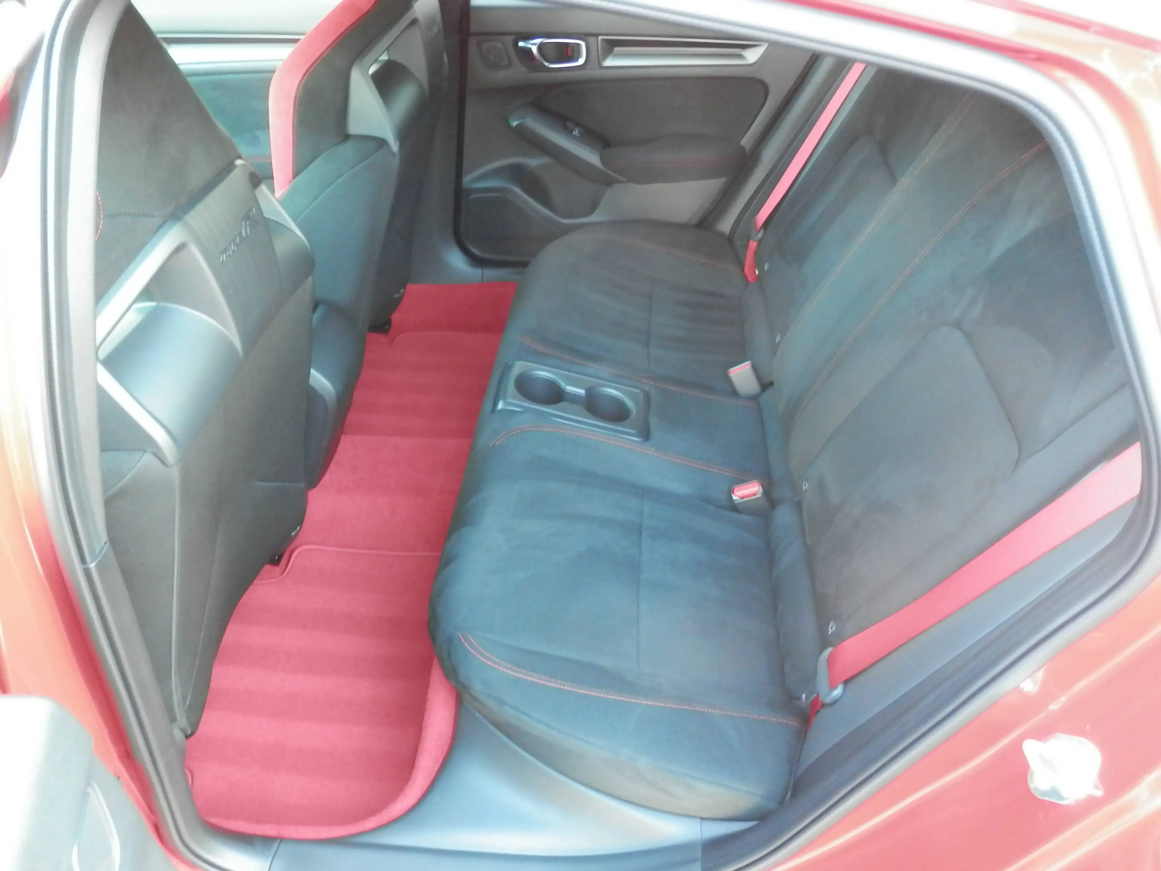 Honda Civic 2,0 VTEC Turbo Type R — photo 13