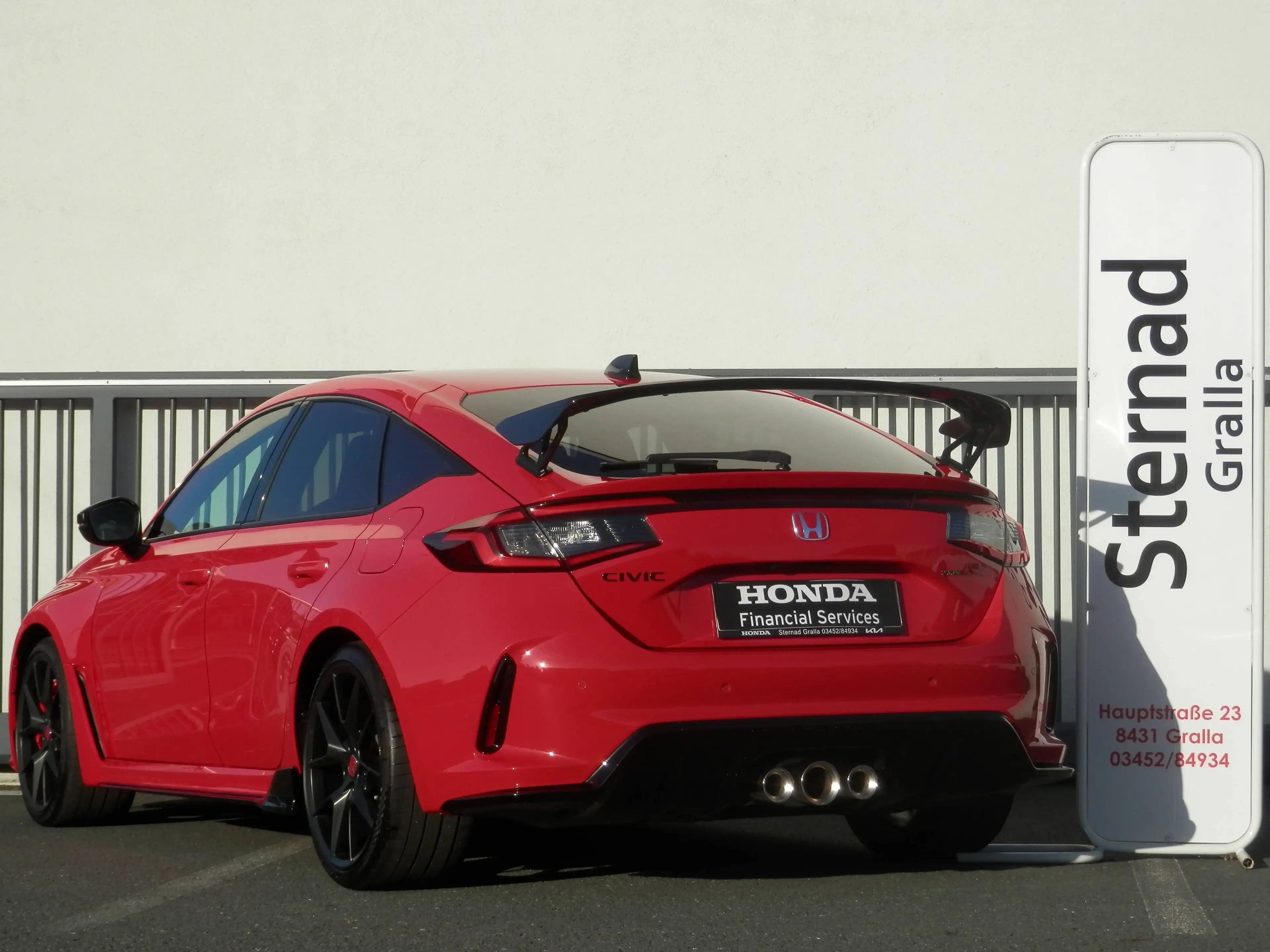 Honda Civic 2,0 VTEC Turbo Type R — photo 6