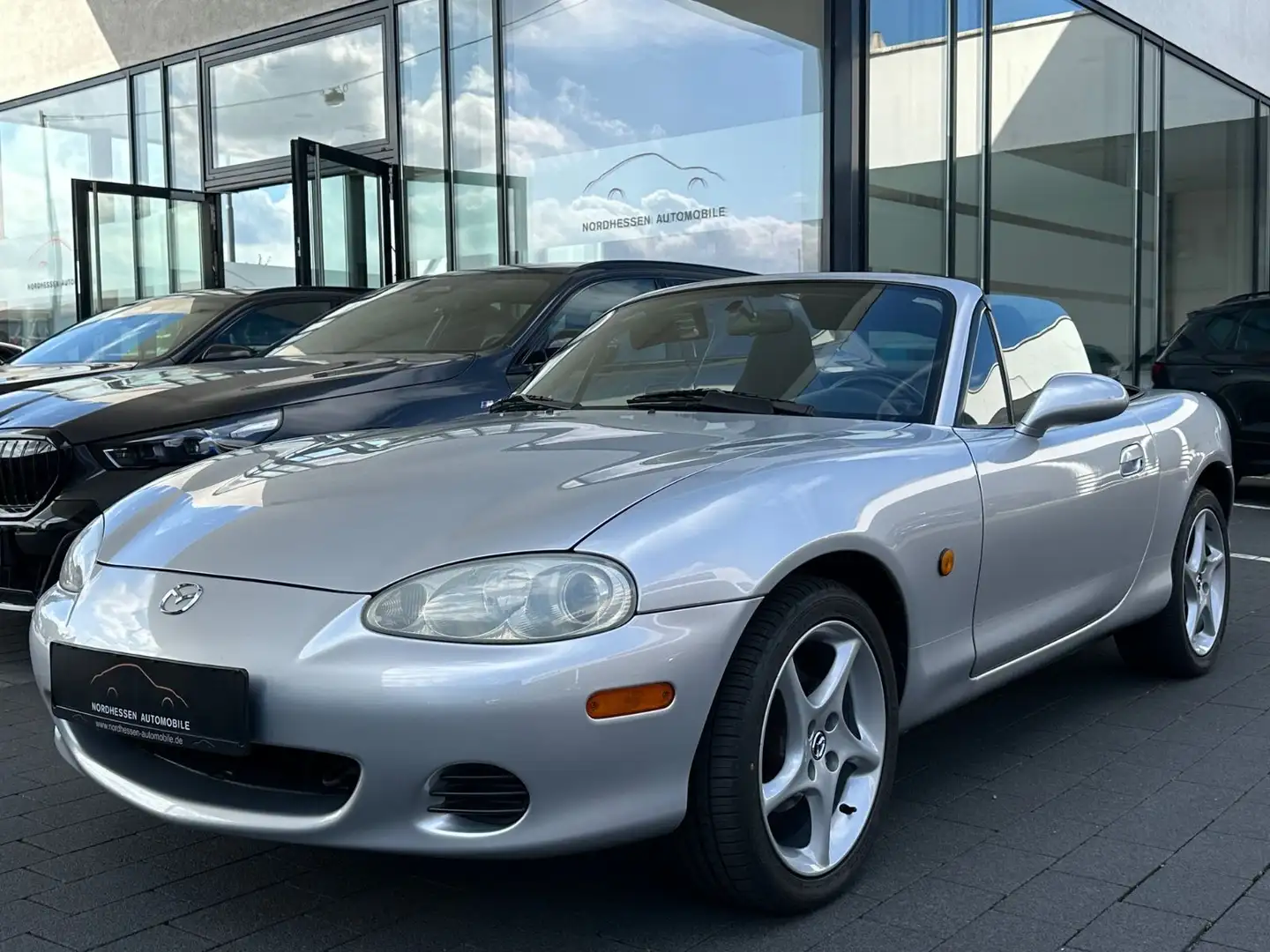 Mazda MX-5 Roadster 1.6 16V | Orginal erst 4.385 km! Plateado - 1